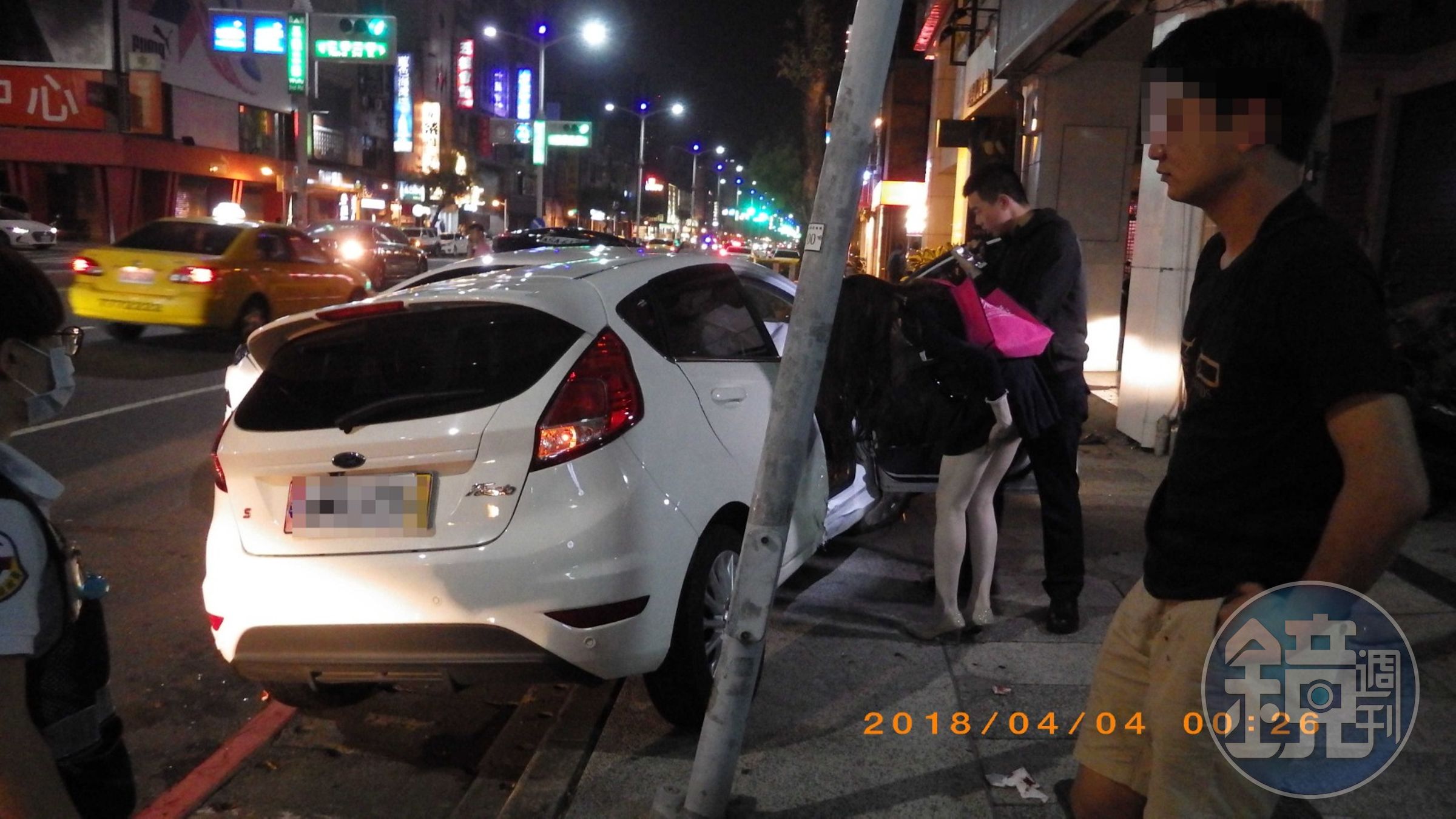 黃女第一時間就對警察說：「車子是我開的」，並坦言自己闖禍，說會負起全責。（警方提供）
