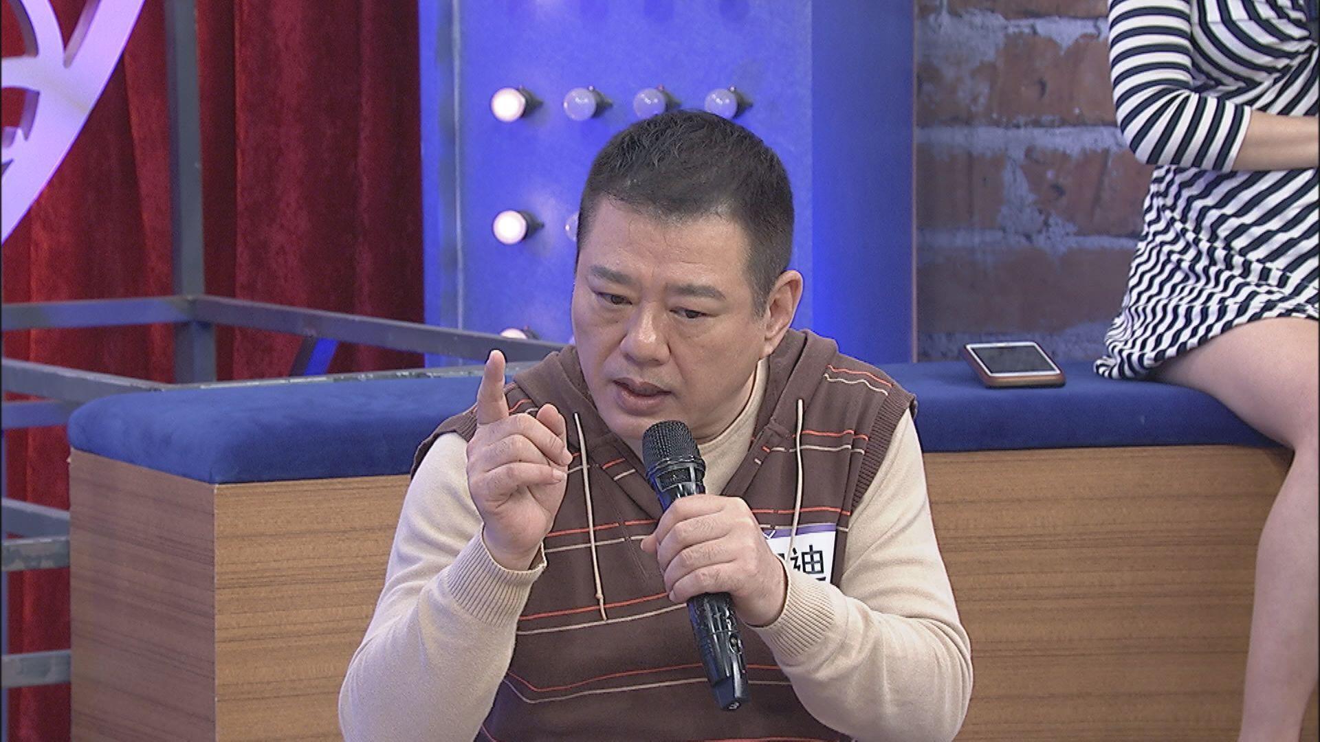 安迪曾被戲劇大哥跑到家裡借錢，而且直闖臥室搖他起床，硬是要借。（中天提供）