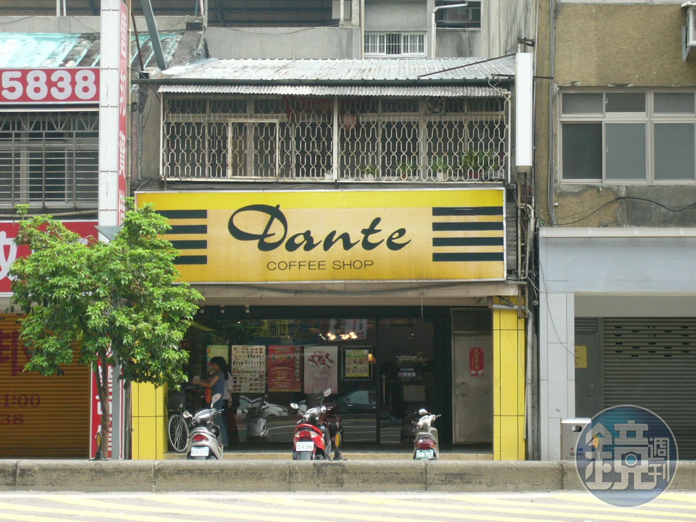 丹堤咖啡第1間創始店位於南京東路、光復南路口。（丹堤咖啡提供）