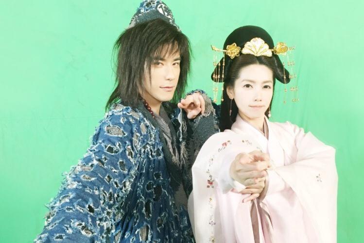 JR和林韋君首度搭檔但默契不錯。（天晴音樂提供）