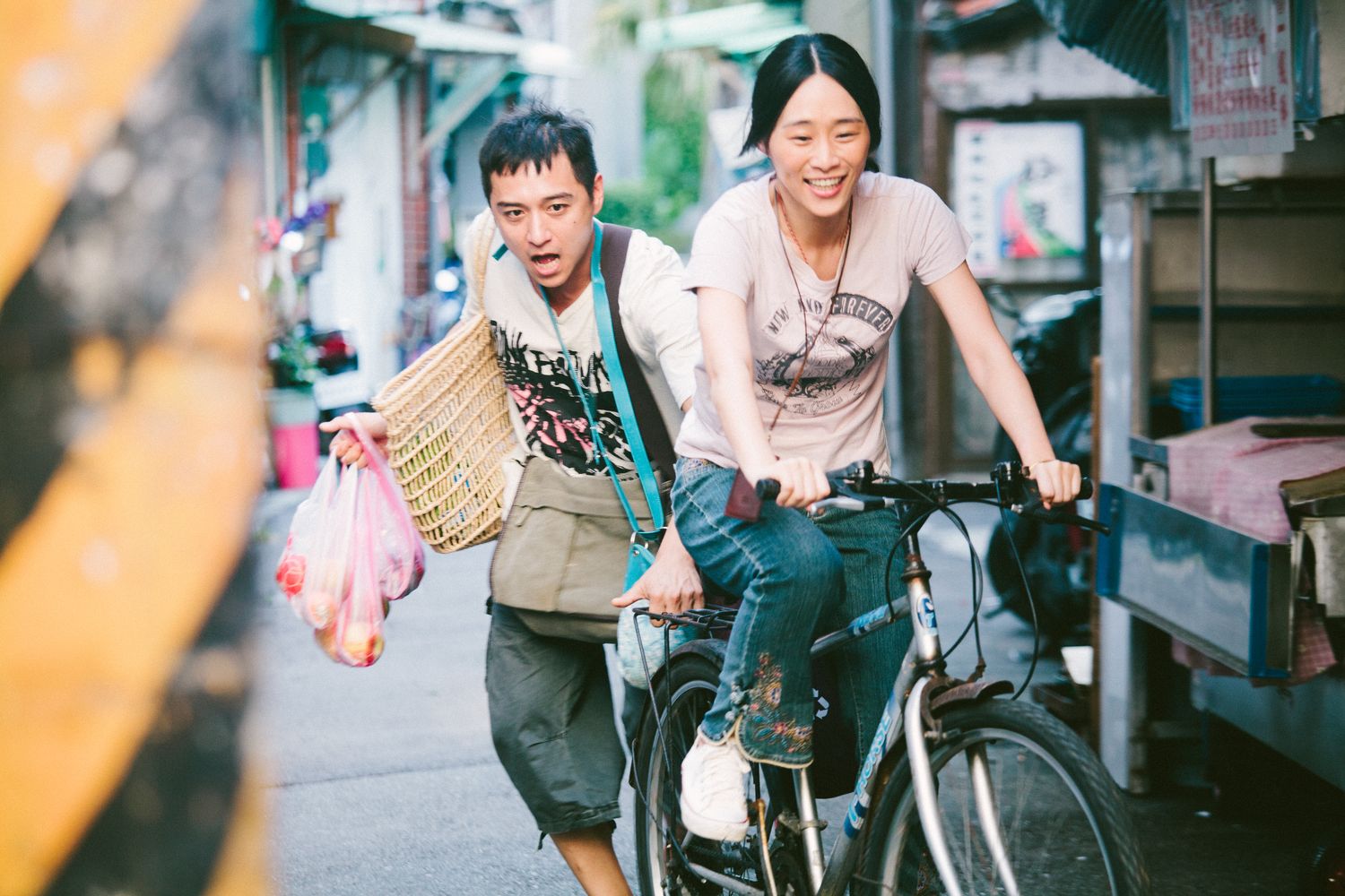 吳可熙與鄭人碩都演得用力，戲中有不少火花。（公視提供）