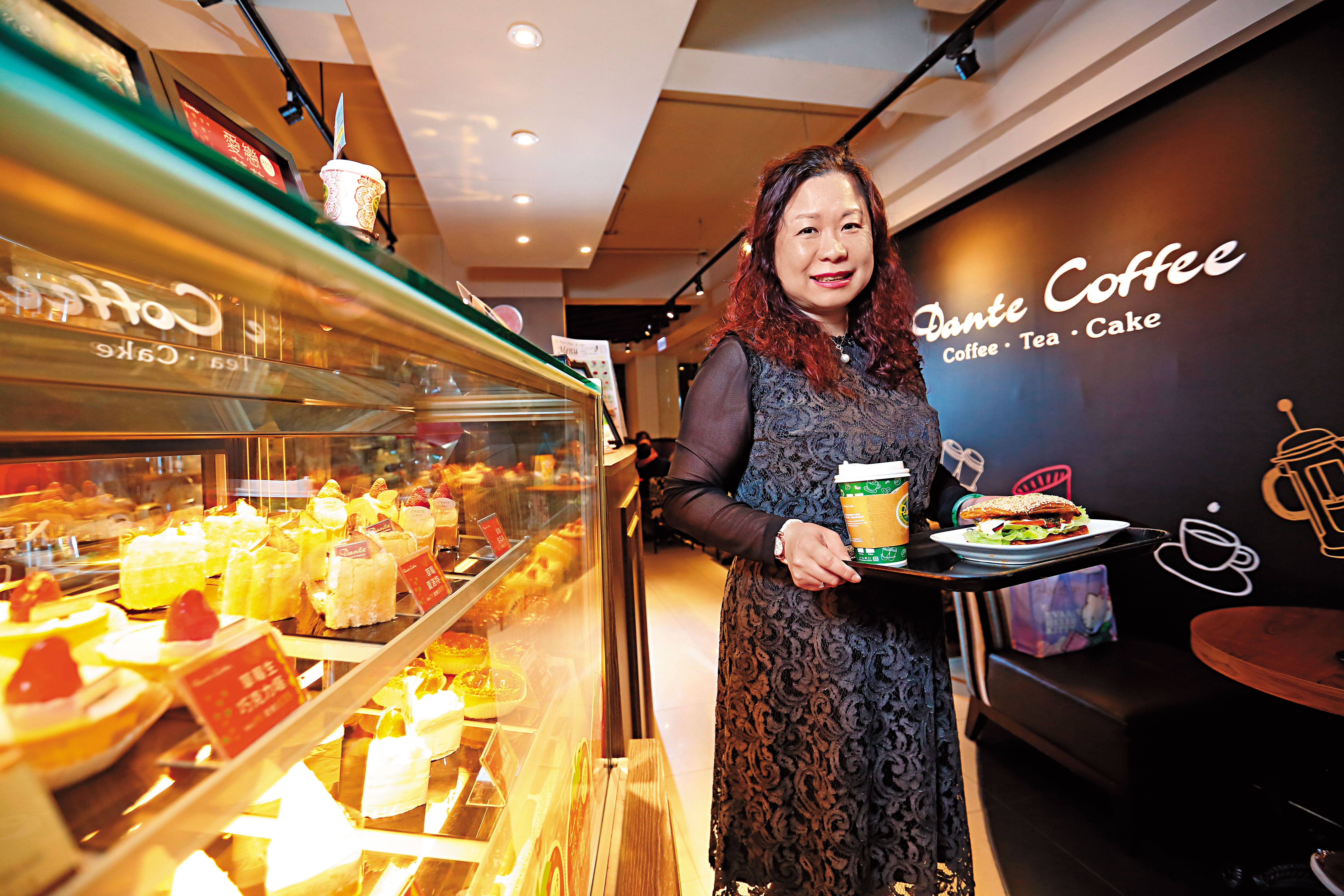 方淑宜25年前為兼顧家庭，砸600萬元嫁妝創立丹堤咖啡。