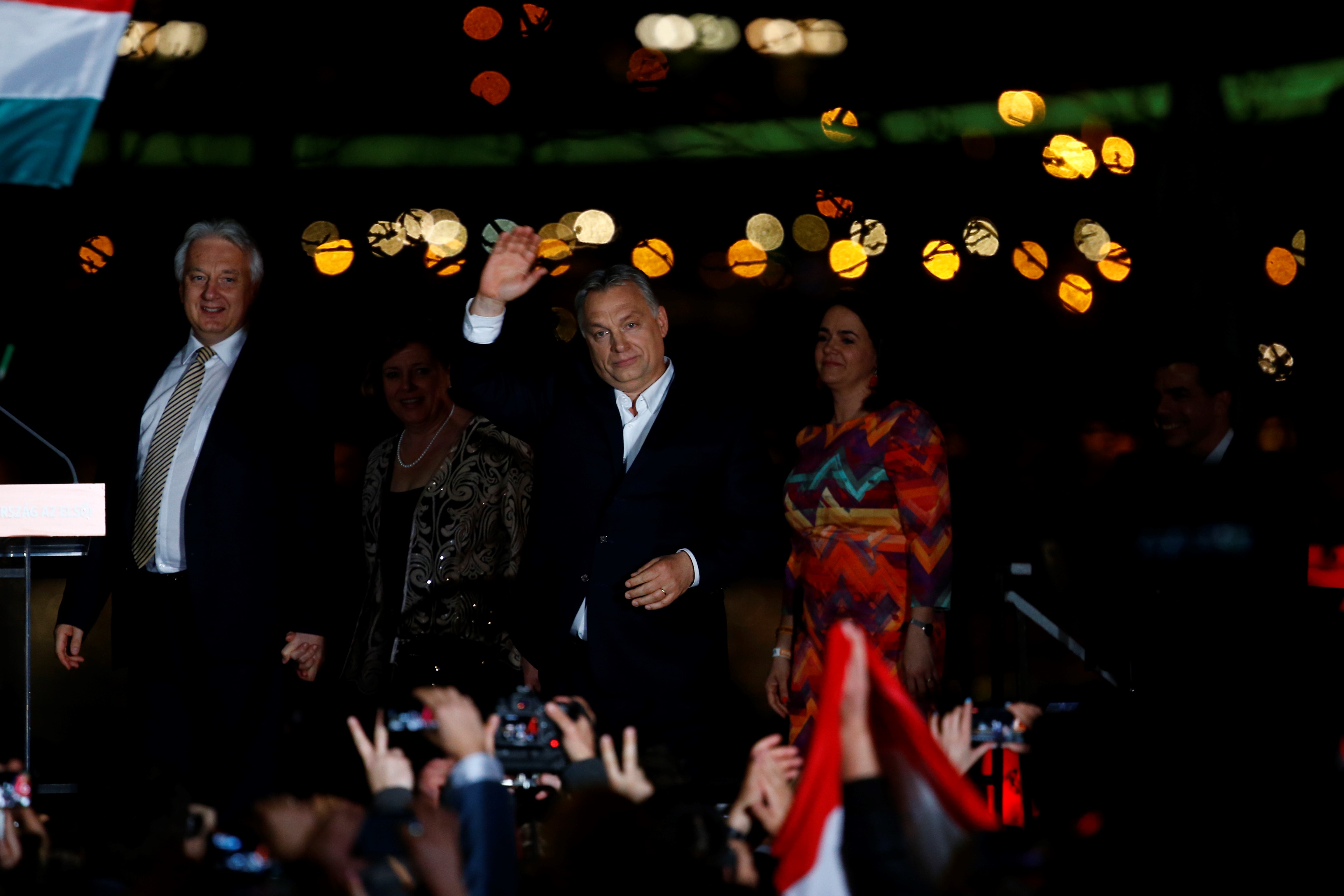  2018年4月8日，匈牙利大選初步結果揭曉，現任總理歐爾班贏得壓倒性勝利。（東方IC）