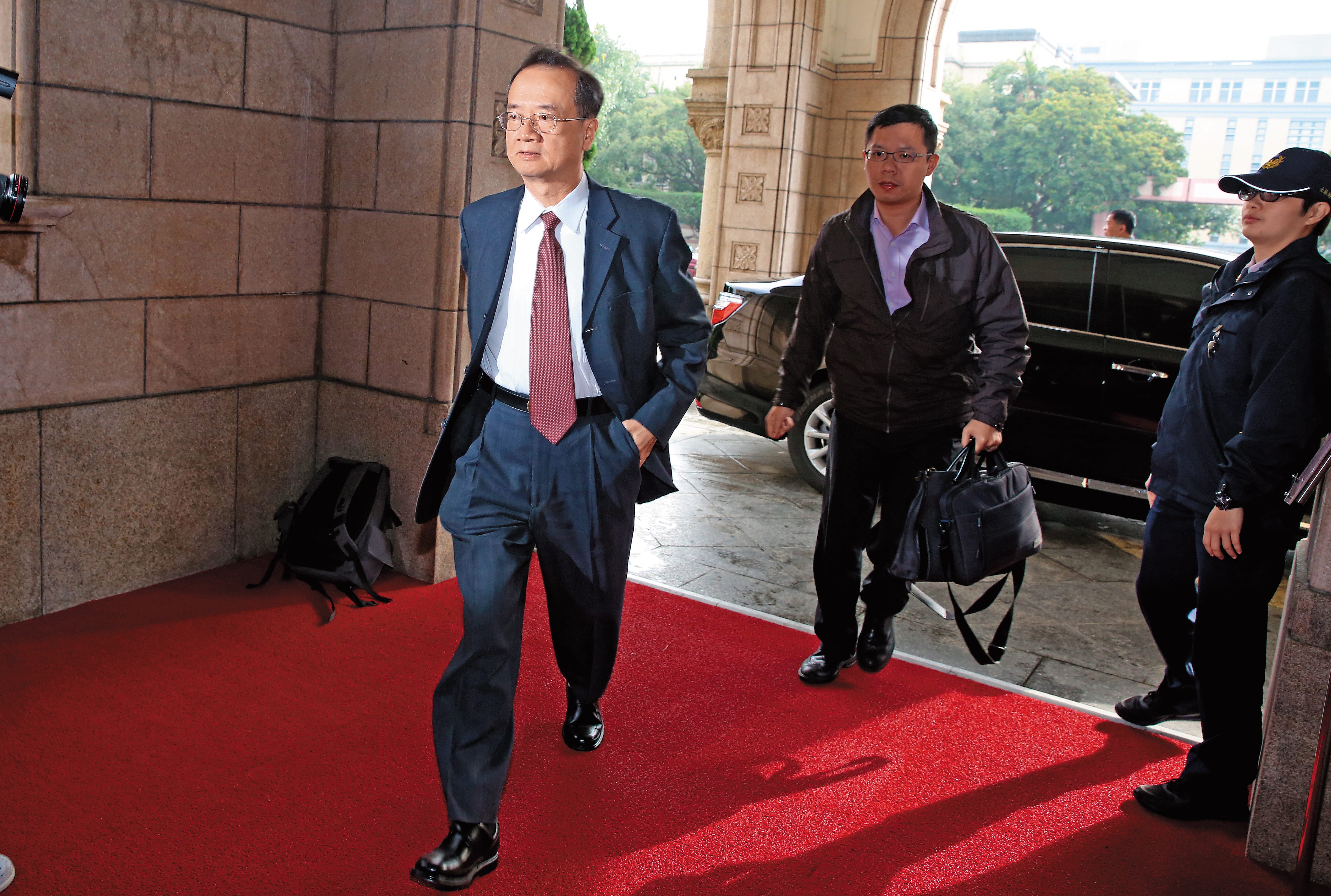 司法院長許宗力宣誓司法改革，但司法仍因胡景彬案遭質疑護航。