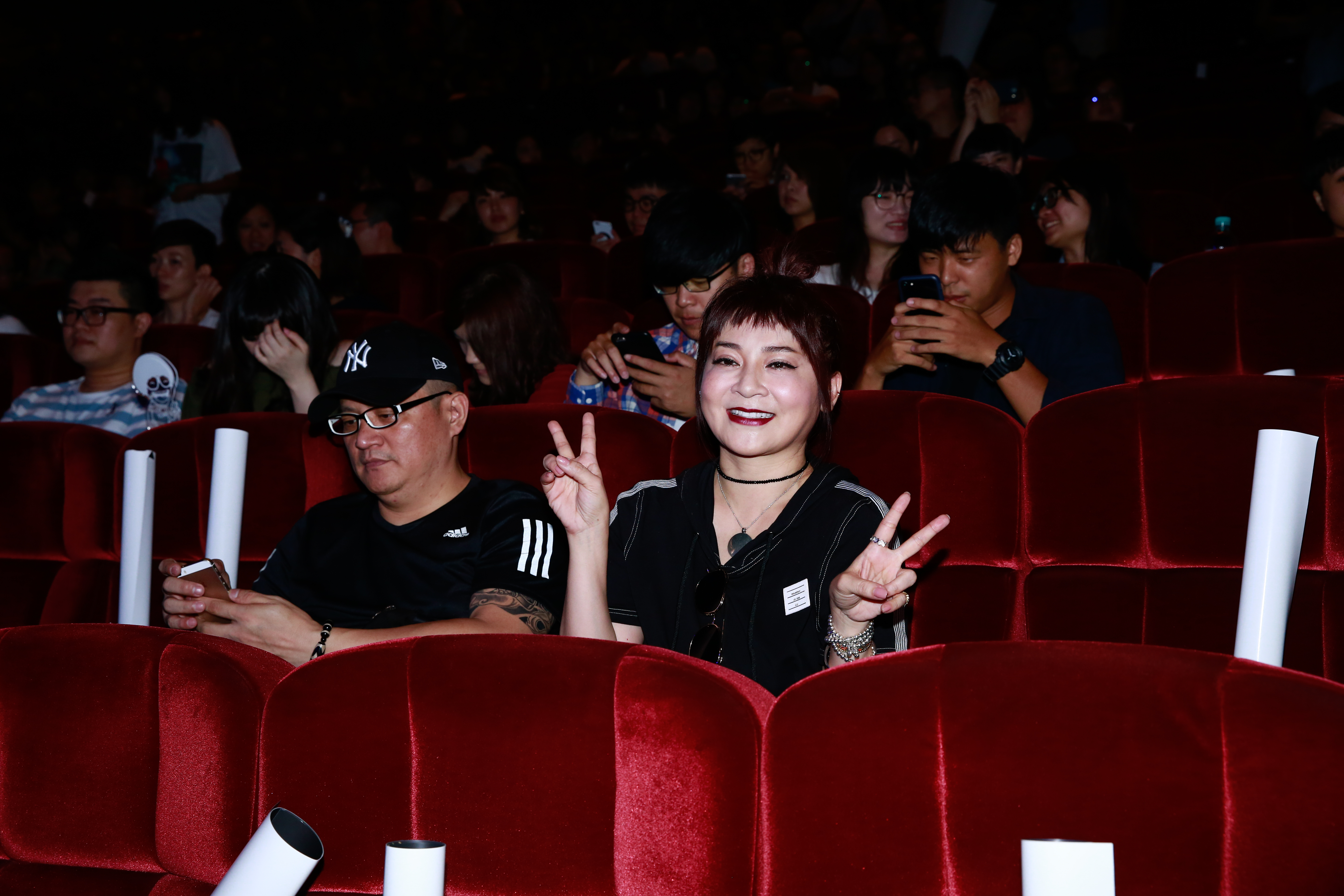 藝人王彩樺和老公黃品文（左）結婚10年，驚傳婚姻觸礁，疑似有小三。