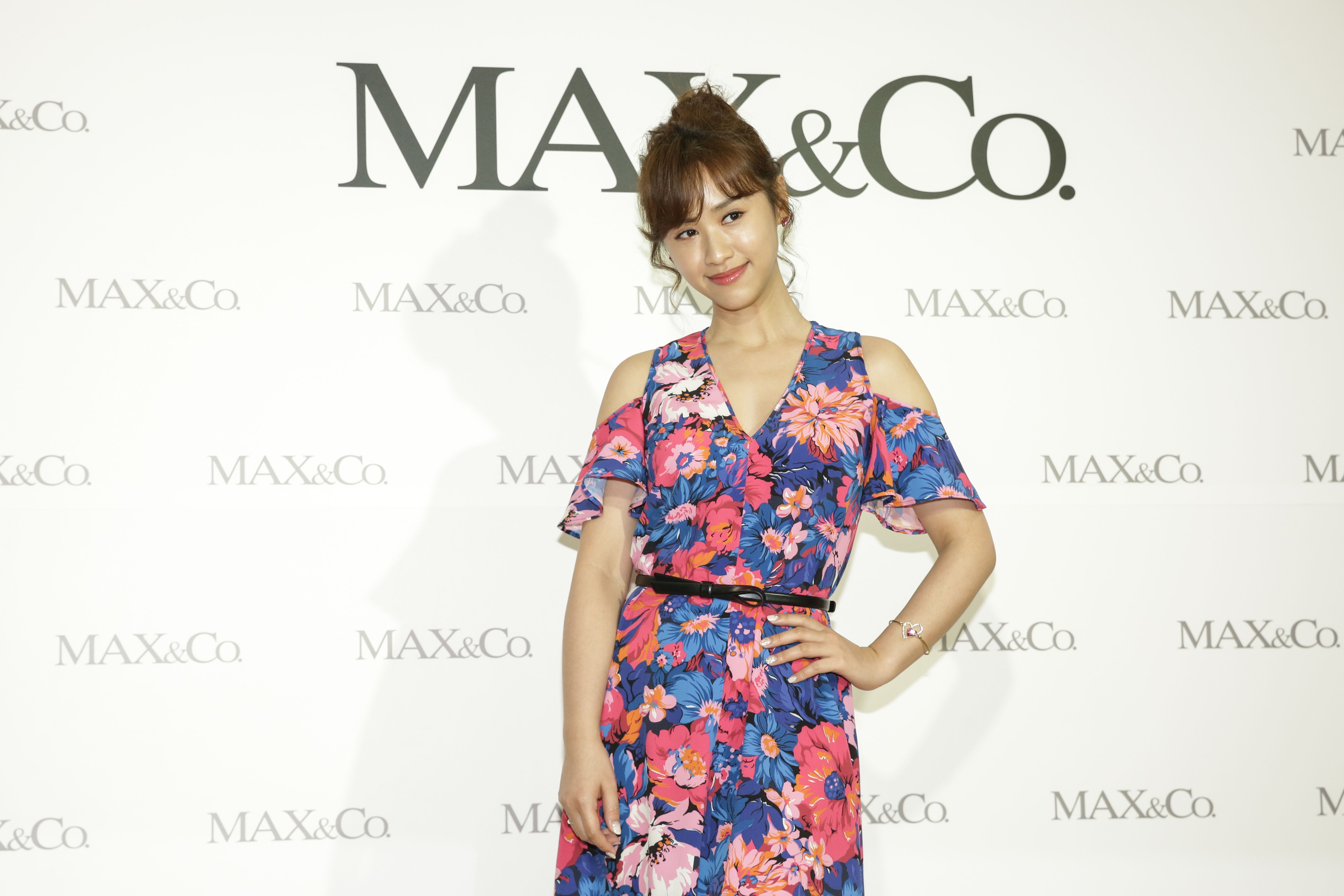 吳姍儒透露自己是MAX&Co.忠實粉絲，只要逛到一定不放過。