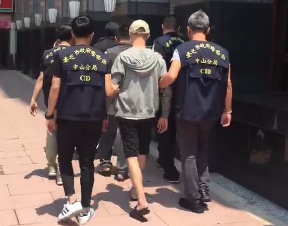 李嫌等3人將陳姓被害人凌虐致死，遭警方逮。（中山分局提供）