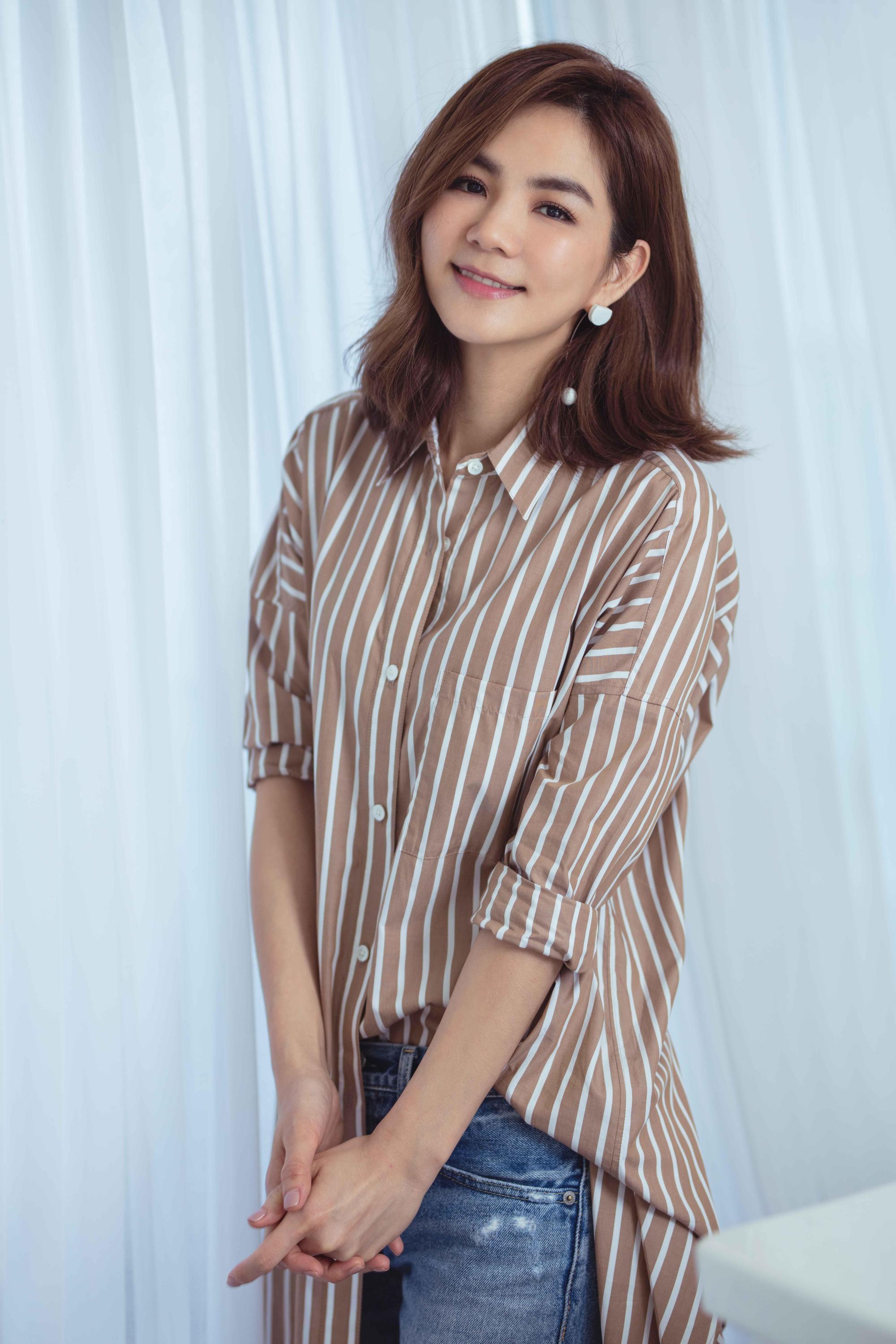Ella也有新作品推出,演唱電影主題曲〈終於愛情〉。(華研提供)