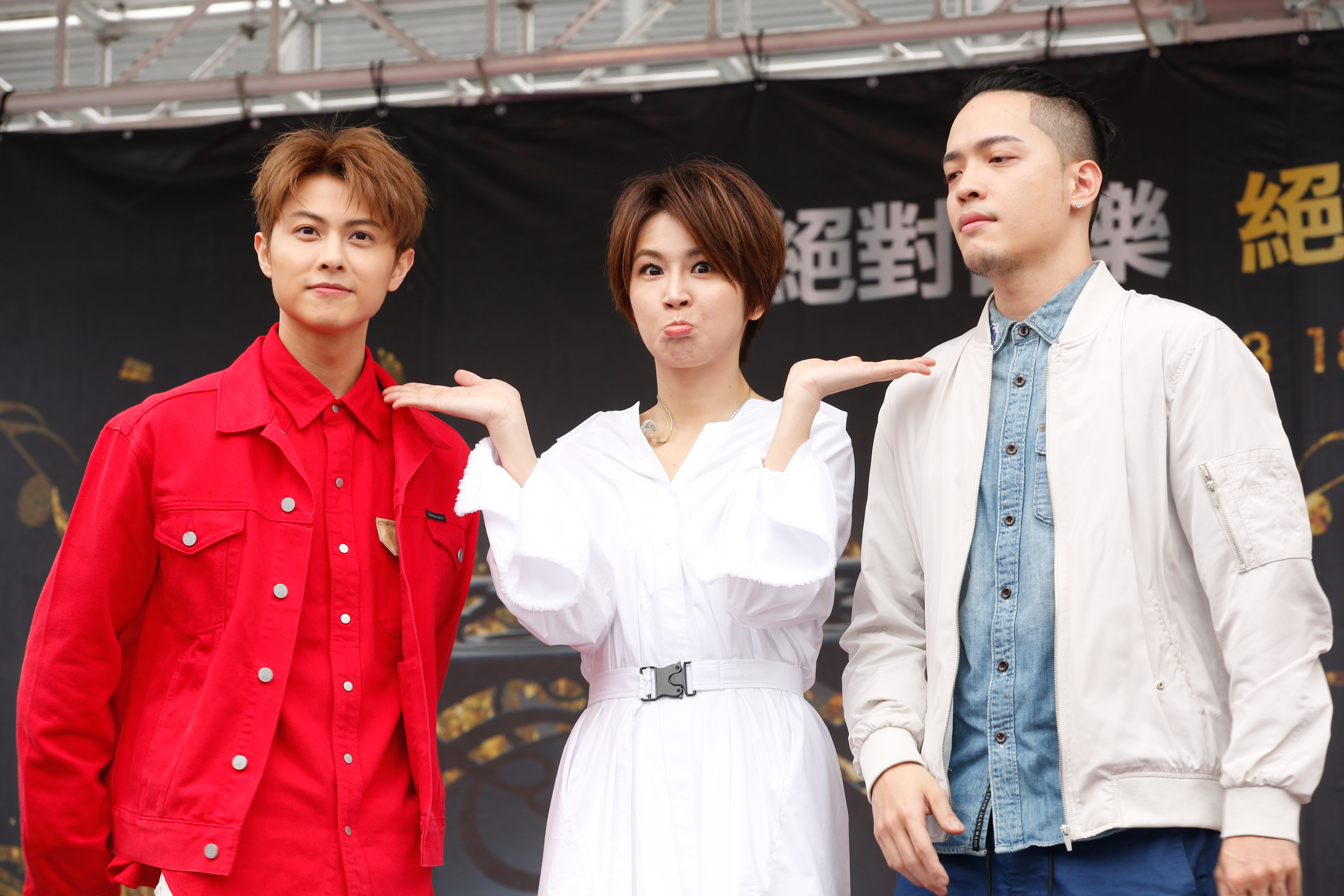 王子、J.Sheon及曾沛慈為hito流行音樂獎頒獎典禮進行造勢活動。