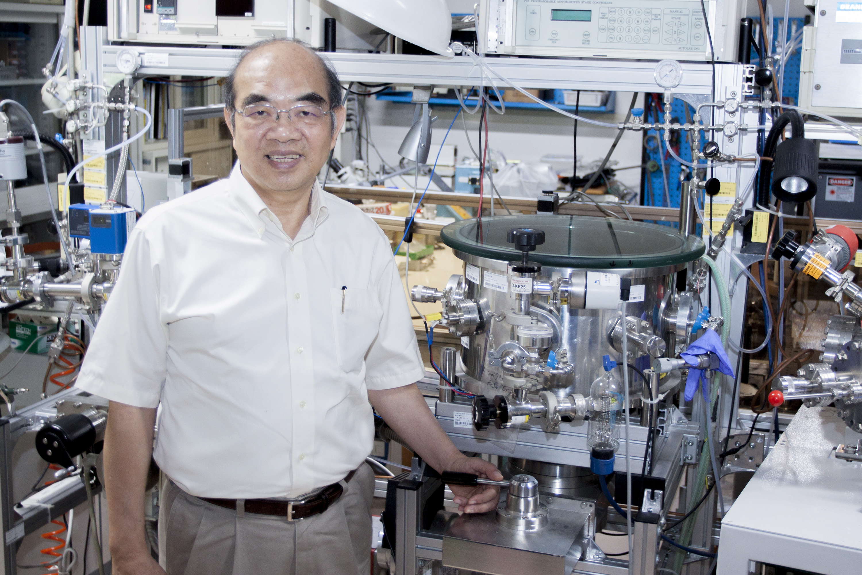 中研院院士吳茂昆是物理學家，曾因發現世界第一個高於液態氮的超導體被提名諾貝爾物理獎。（翻攝自中研院研之有物）