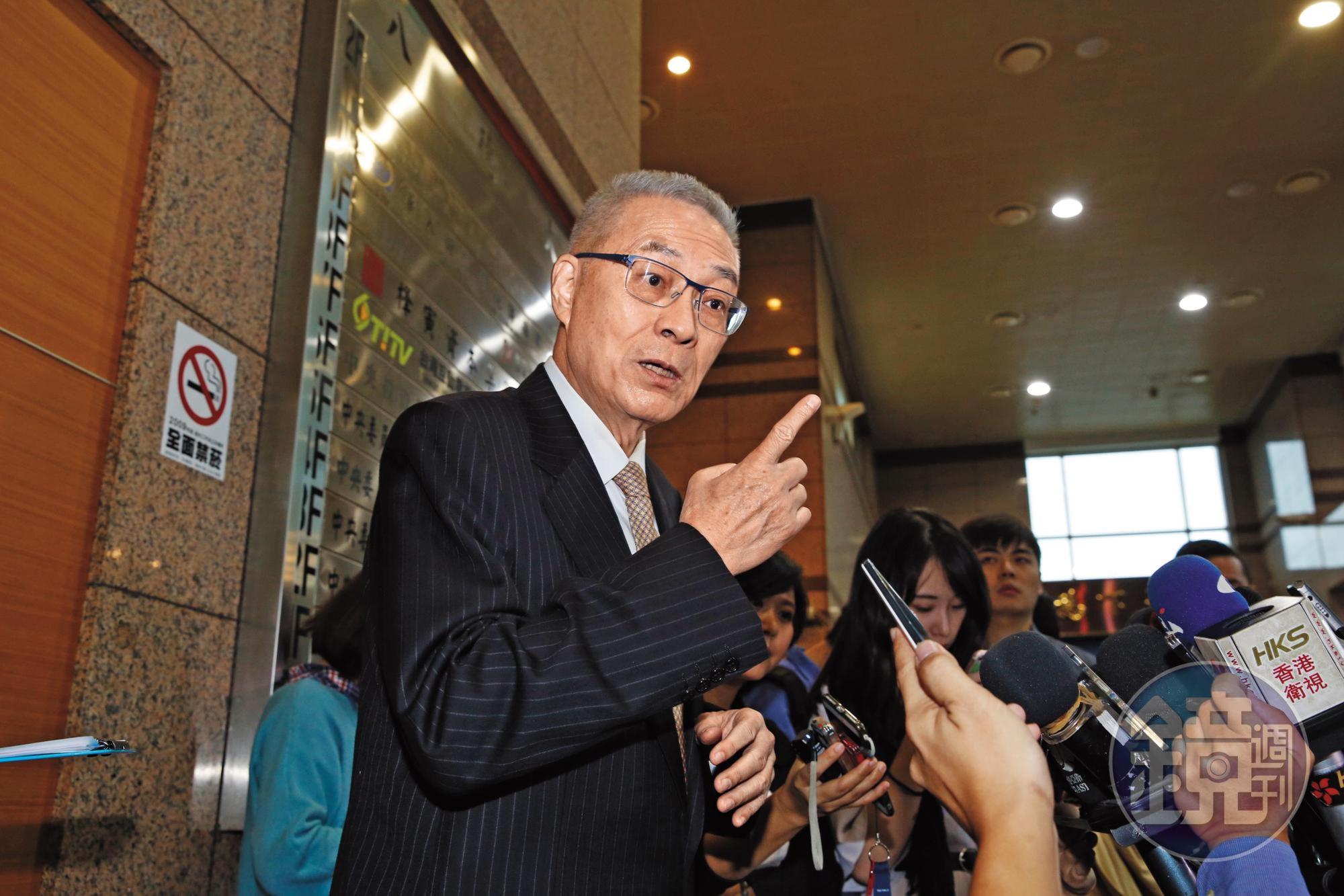 國民黨新北市長參選人侯友宜的高人氣，鋒頭甚至蓋過吳敦義。