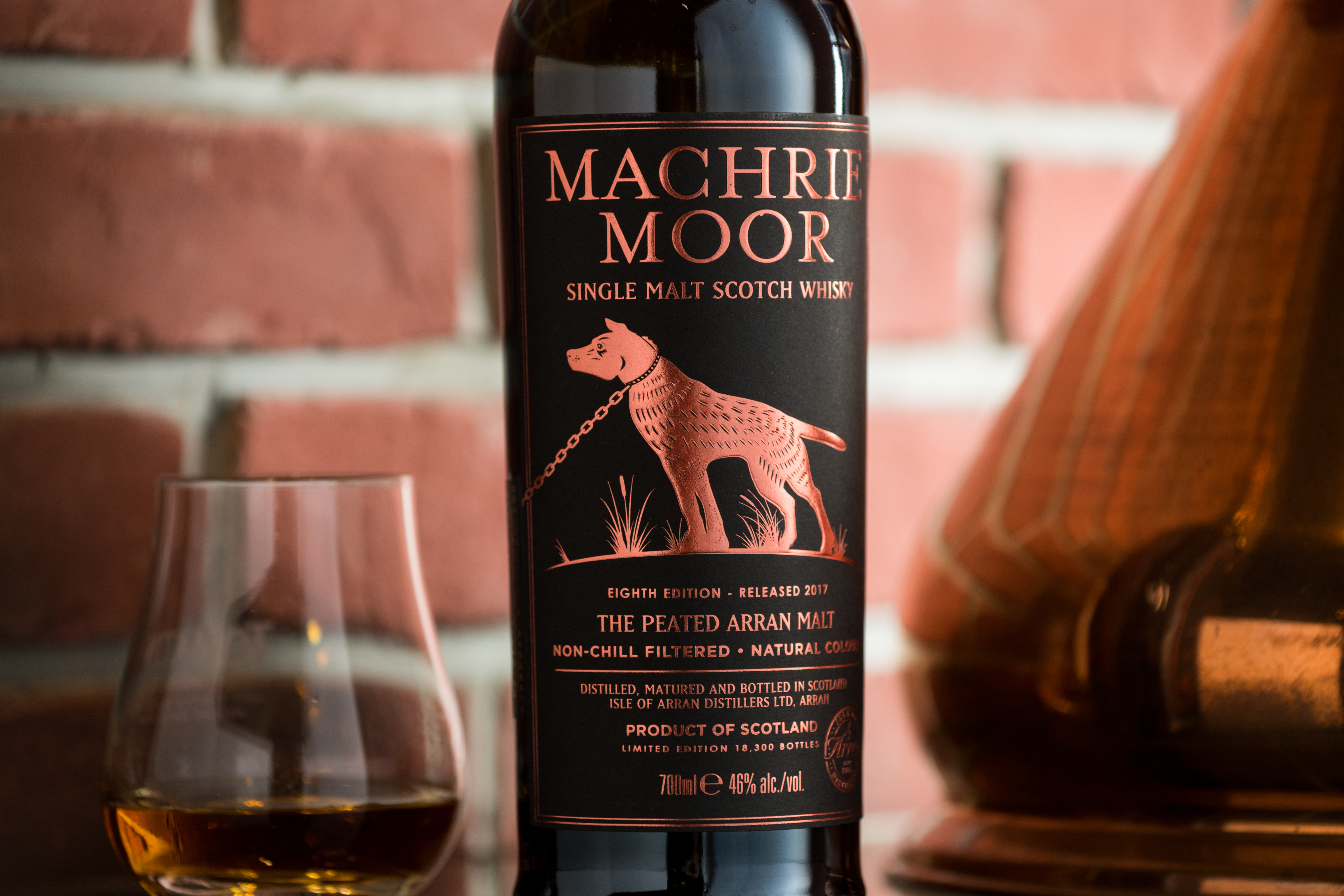 深夜，來杯威士忌，聆聽蘇格蘭的神犬傳說，神遊神話國度。