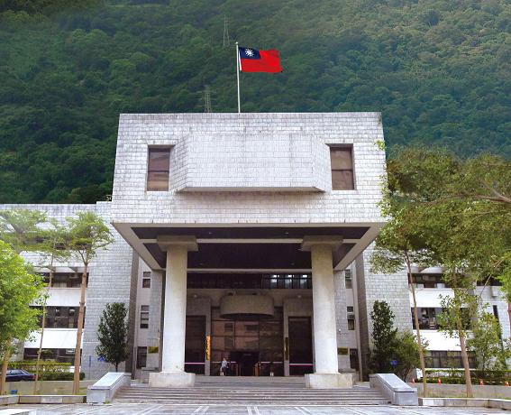 要不到錢的債權人告王金櫻詐欺，還去士林地方法院堵她出庭。（翻攝自士林地院網頁）