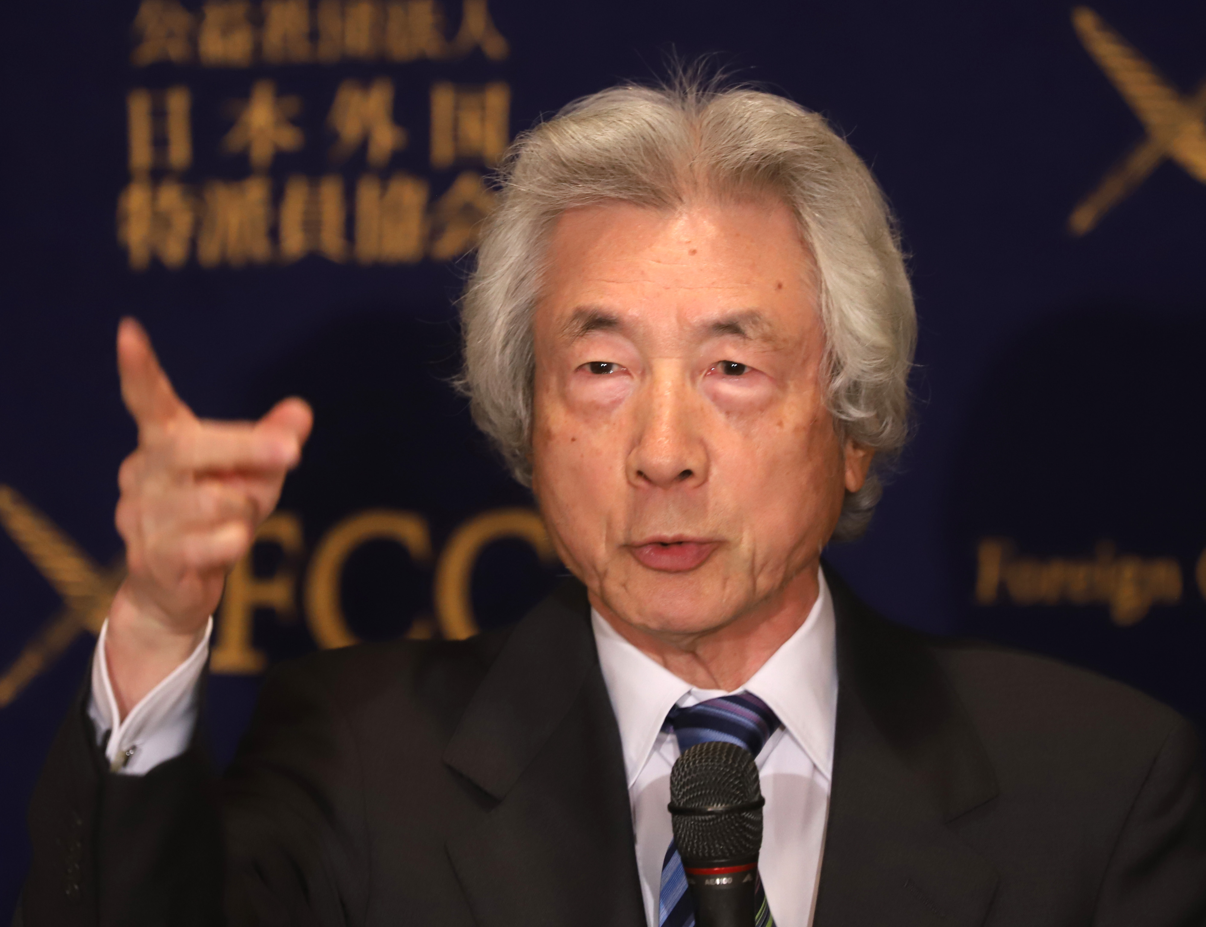 儘管被認為是安倍的政治導師，小泉純一郎公開批判安倍不遺餘力。311大地震以來，小泉一直主張「零核電」，與安倍「重啟核電」的能源政策大唱反調。（東方IC）