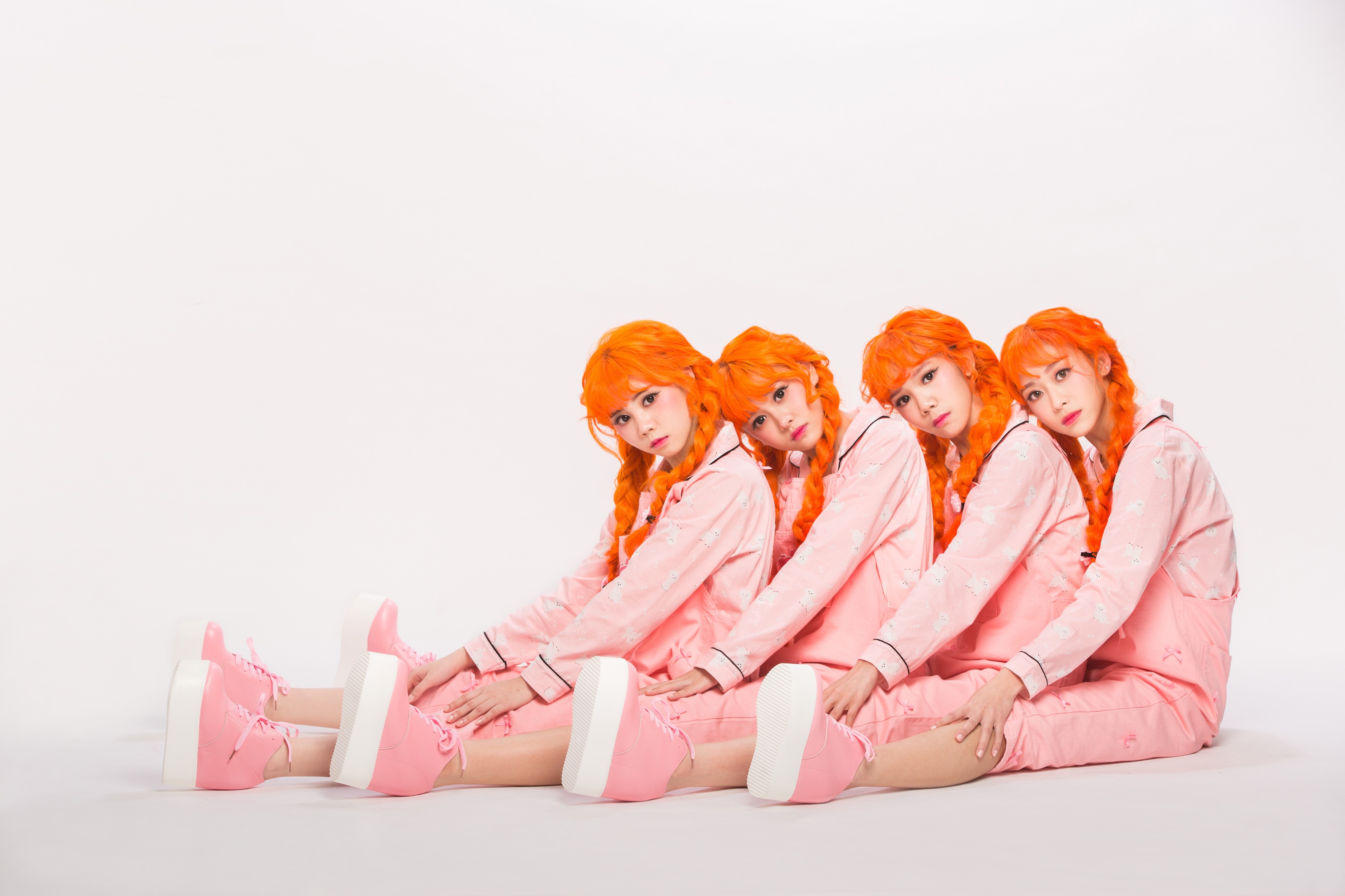 黃明志砸千萬打造偶像女團「AMOi-AMOi」。（RED PEOPLE提供）