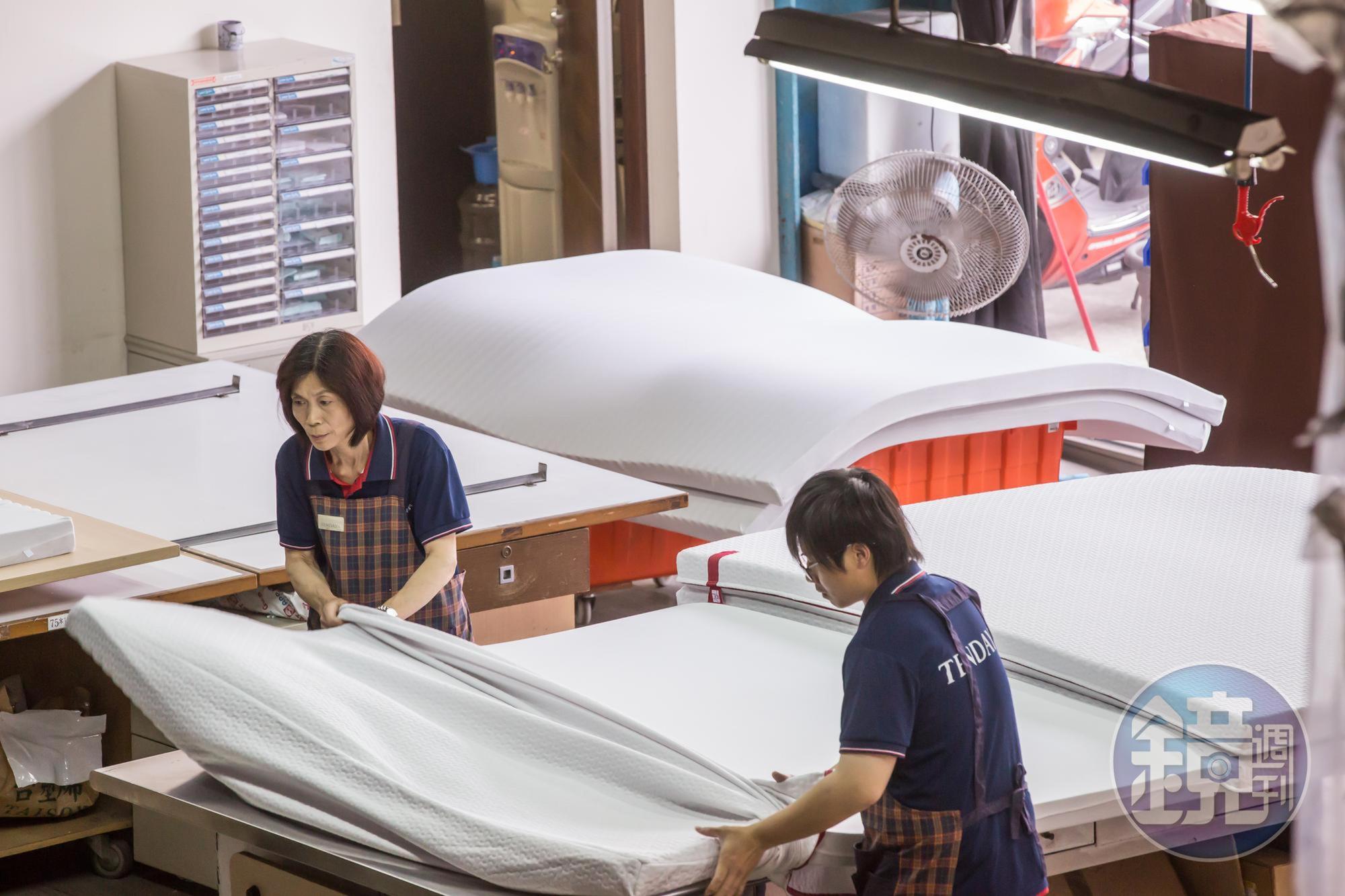 TENDAYs龜山工廠屬於較勞動工作，員工多為附近居民。