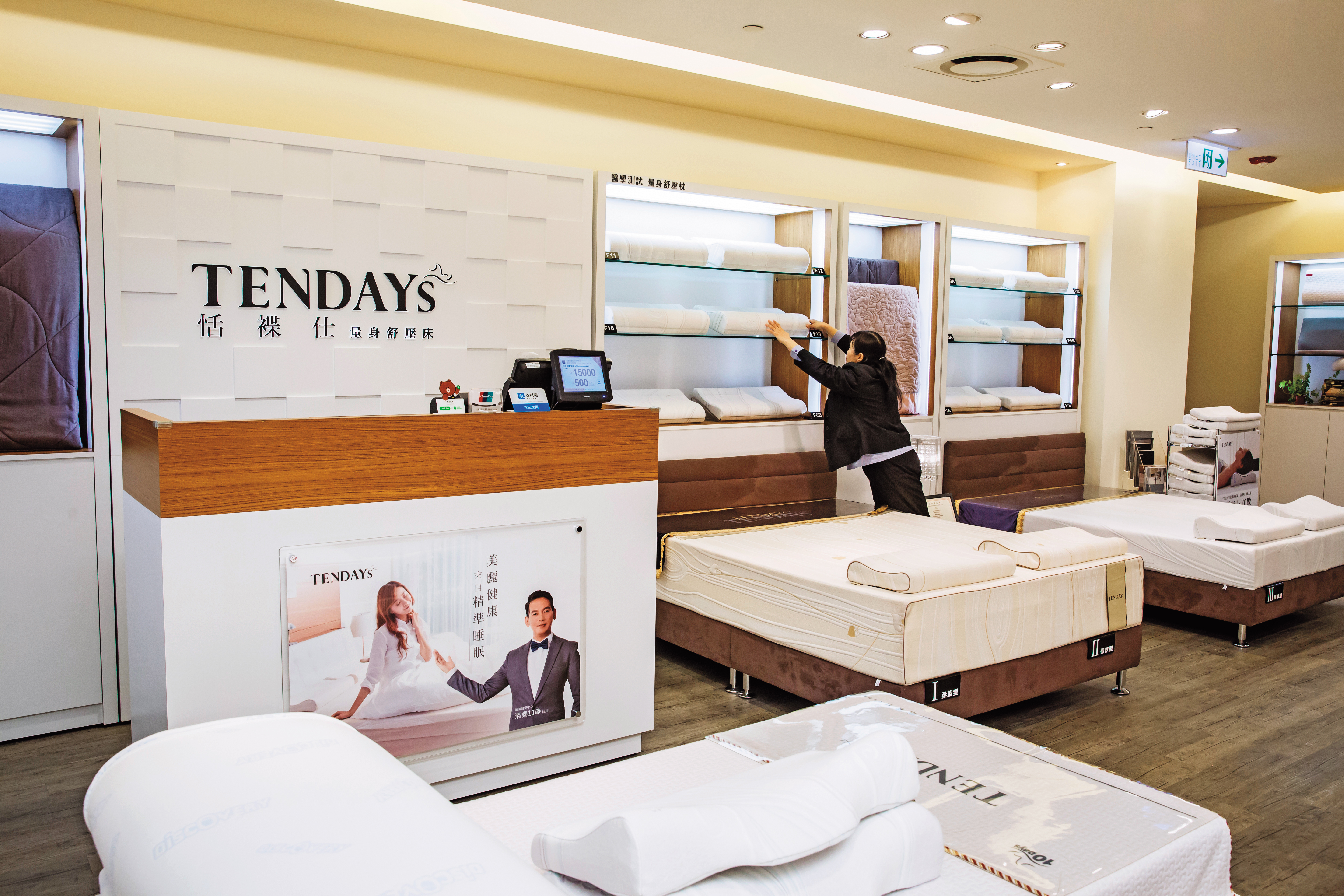 TENDAYs以全台各百貨為主要銷售通路，圖為統一時代百貨台北店。