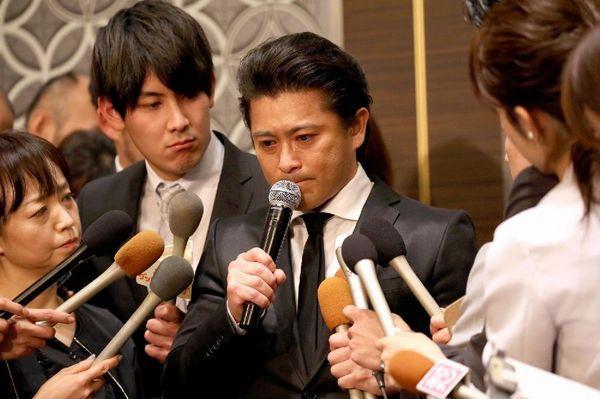 山口達也對於自己強制猥褻女子高中生出面謝罪。（翻攝日刊GENDAI）