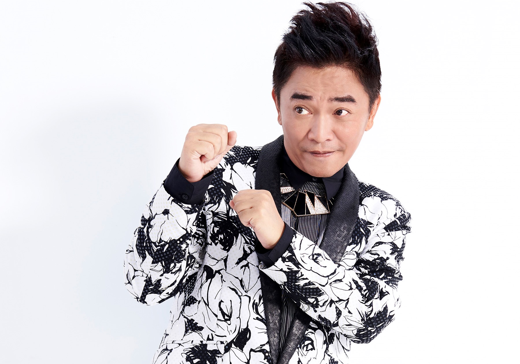 吳宗憲雖然是綜藝天王，但最愛的還是唱歌。（華貴娛樂提供）