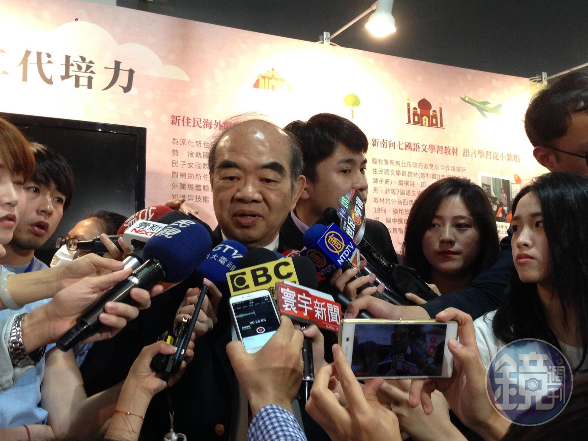 教育部長吳茂昆決定拔管後，首度公開受訪談台大校長遴選。