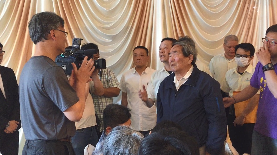 家屬陳情希望還原案發現場，但黃維金未正面回應。