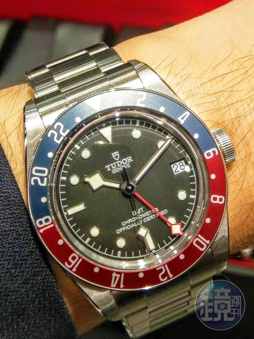 Black Bay GMT,錶徑41mm,不鏽鋼材質搭配陶瓷圈及仿鉚釘鍊帶,搭載MT5652機芯,建議售價3,700瑞郎。(約11.3萬台幣,台灣訂價以RSC公告為準)
