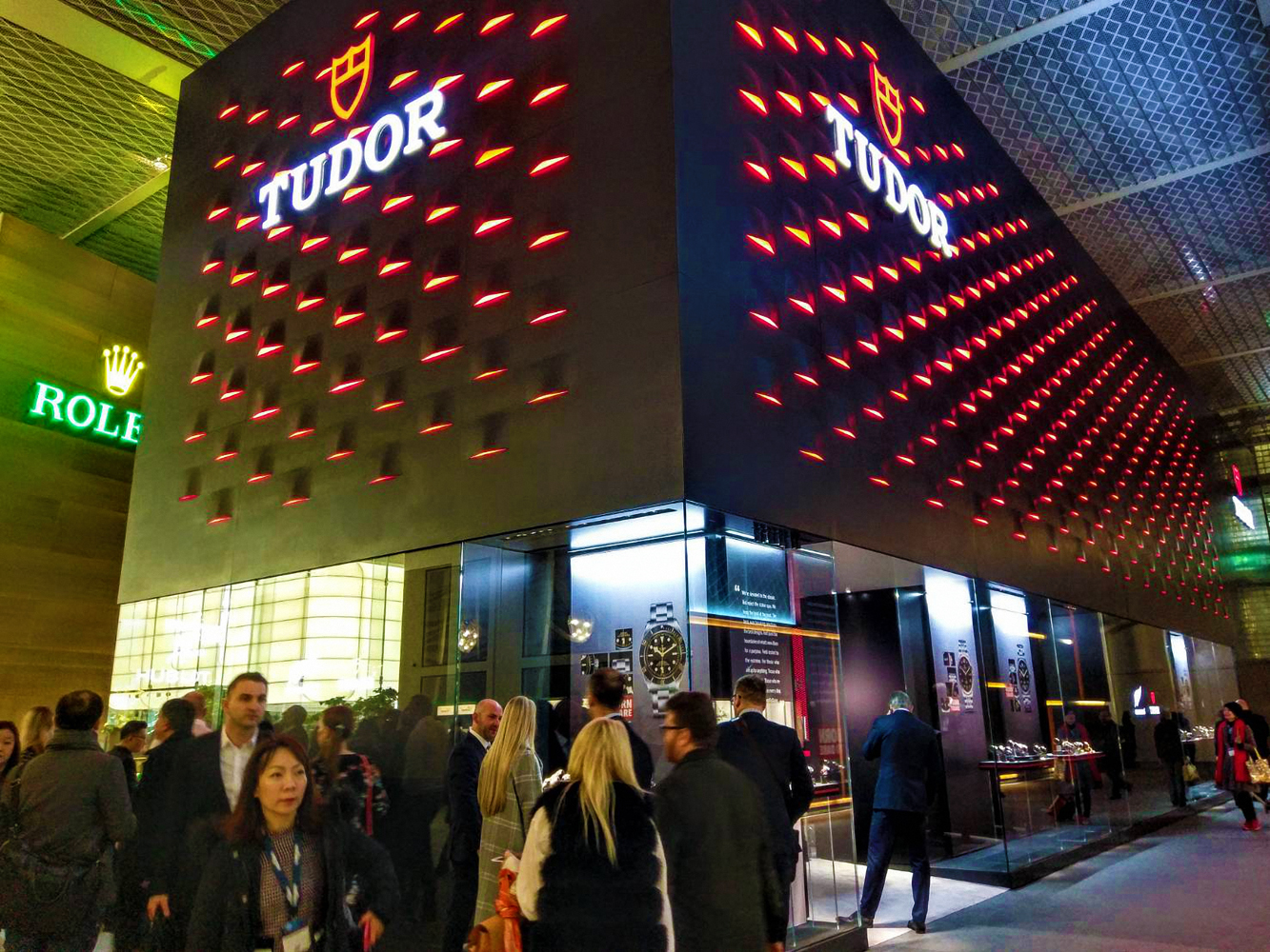 近年創新元素不斷的TUDOR，也在今年Baselworld大展中推出了「百事可樂」圈，新作值不值得收藏？又會不會越級打怪影響老大哥的江湖地位？