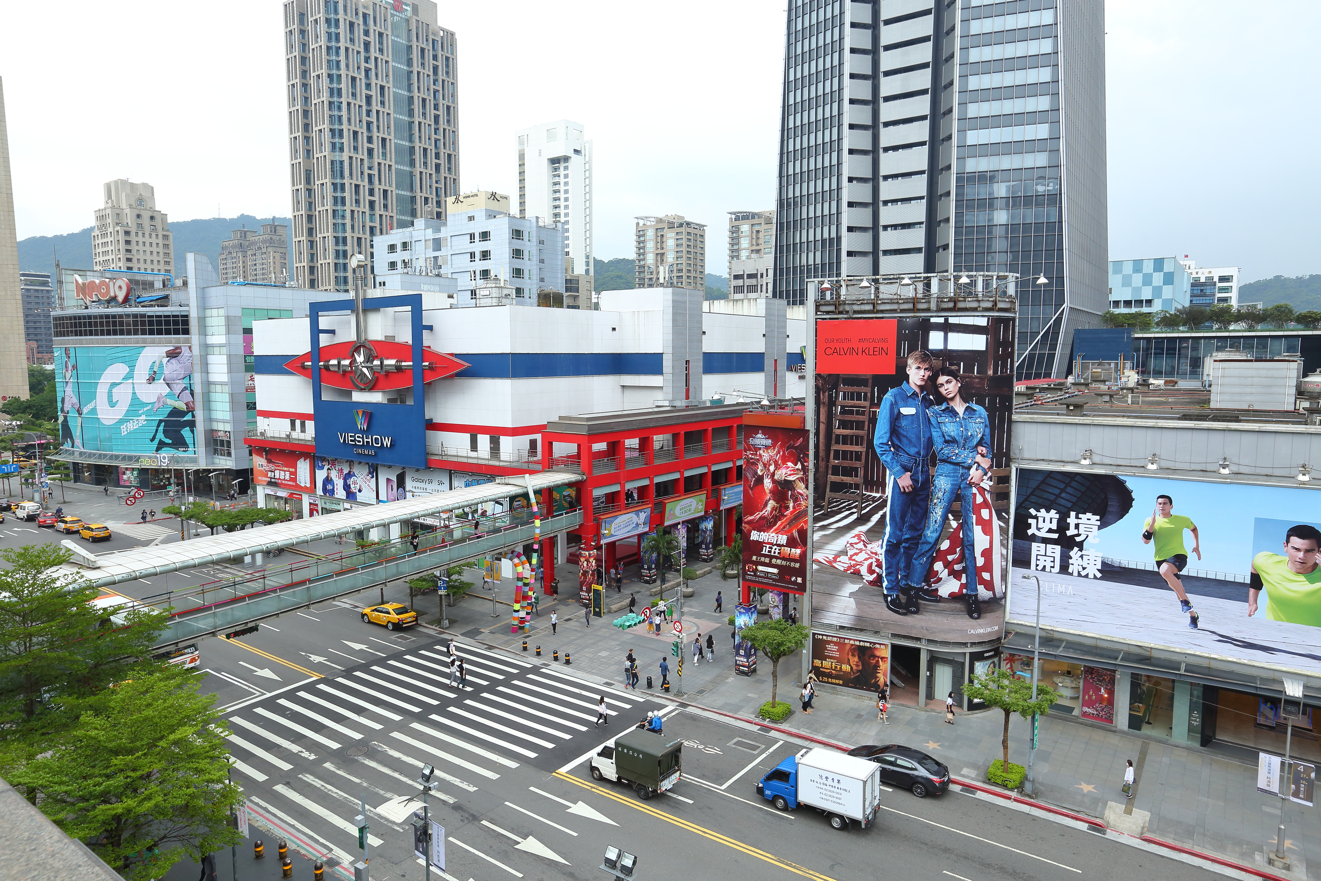 早在80年代就相中北市信義區土地，信義威秀影城和ATT 4 Fun的地主都是林堉璘。