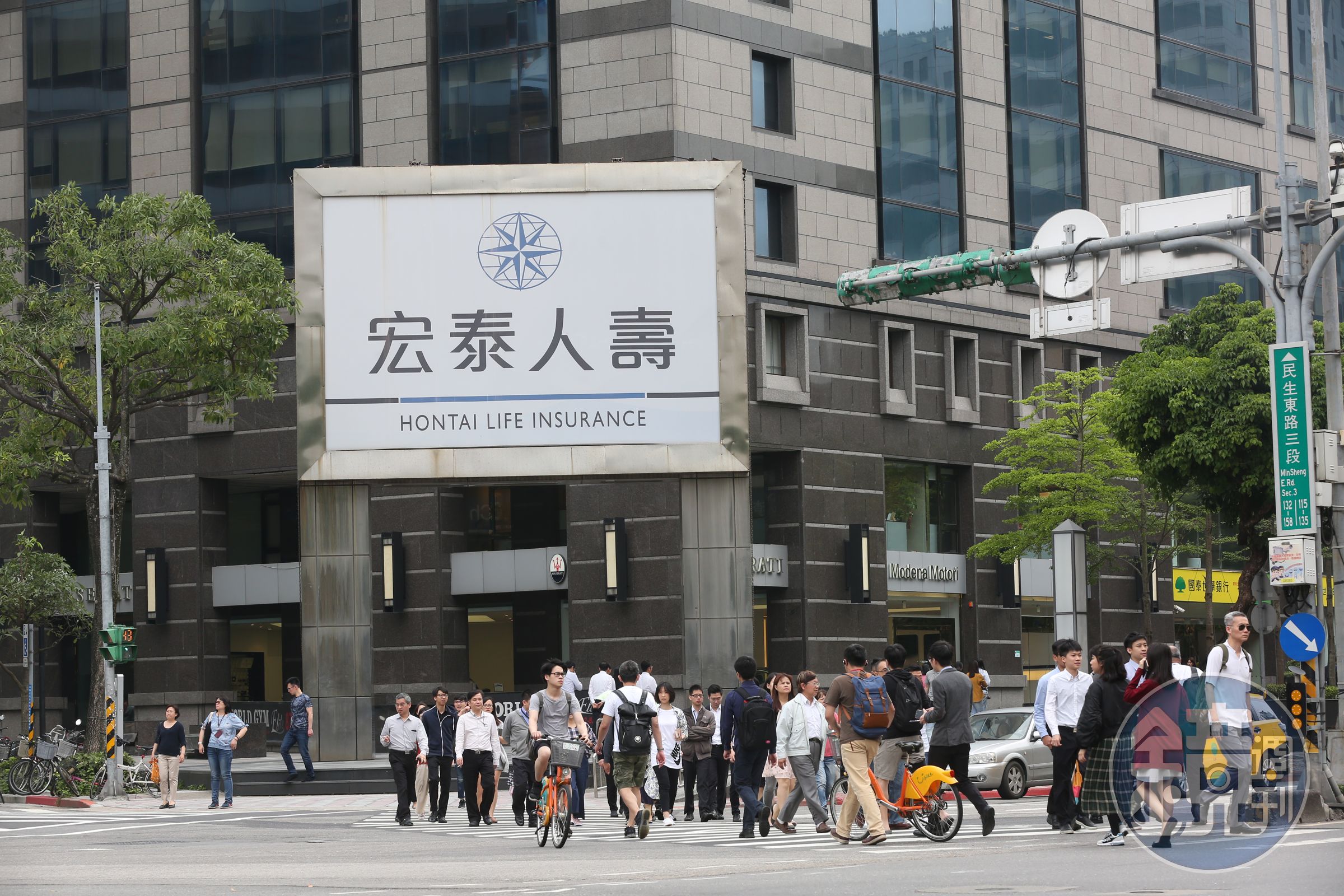 宏泰集團不僅土地資產豐厚，在金融業也大有斬獲，橫跨證券、銀行和壽險。 