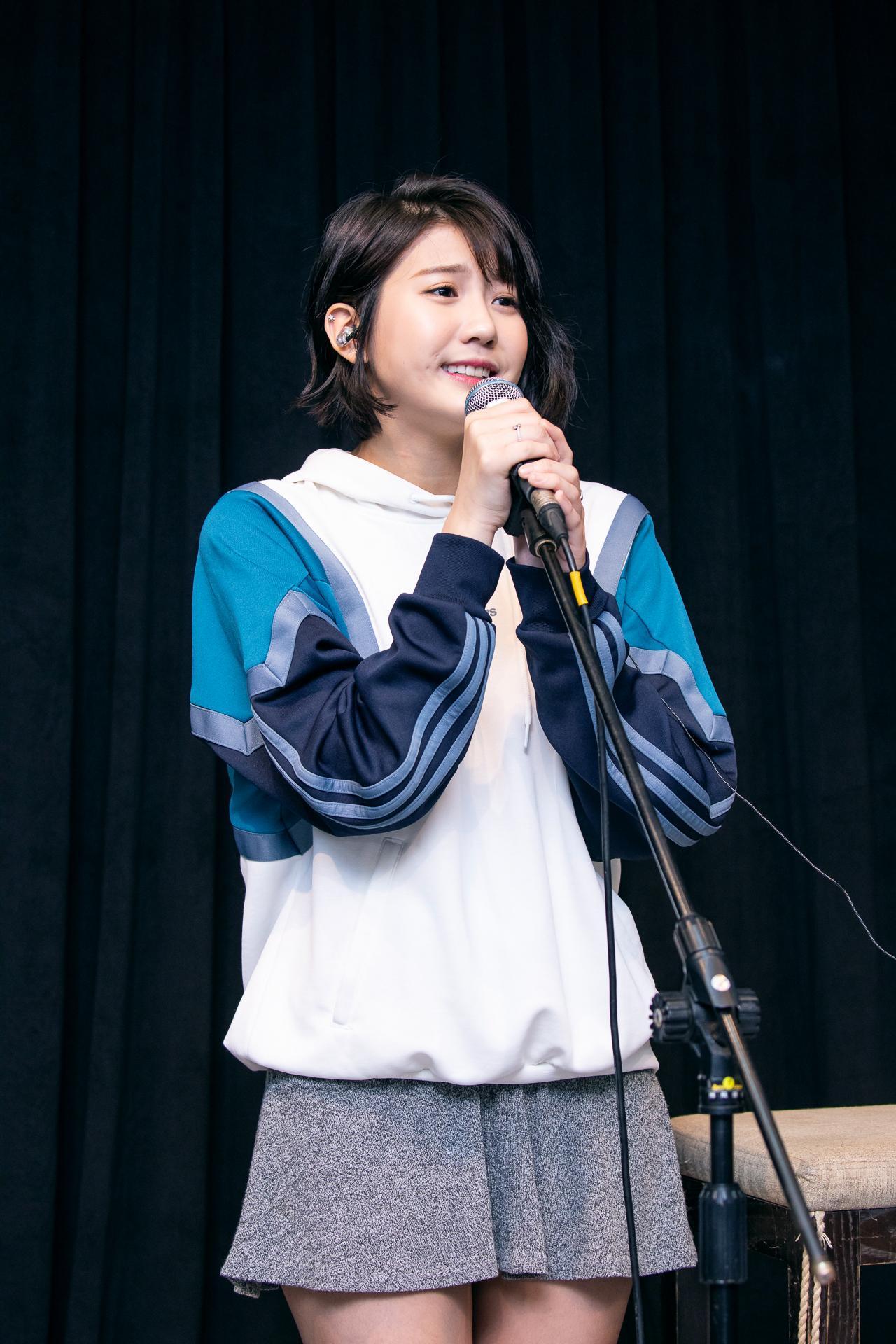 四葉草為演唱會彩排，頂著新剪的短髮造型亮相。（寬宏藝術）