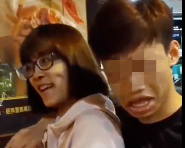 影片也出現陳詩欣同為跆拳道教練的妹妹陳雅欣。（翻攝畫面）