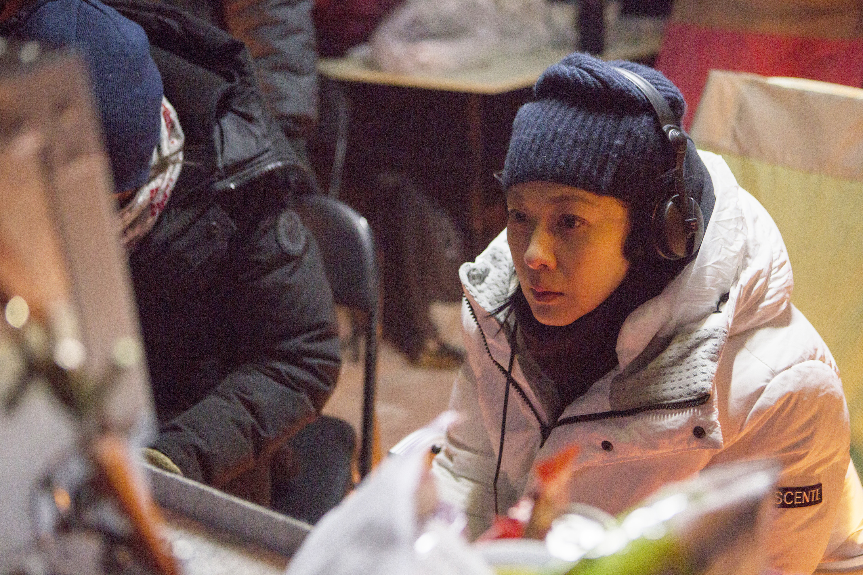 第一次當導演，劉若英神情認真。（劉若英工作室提供）