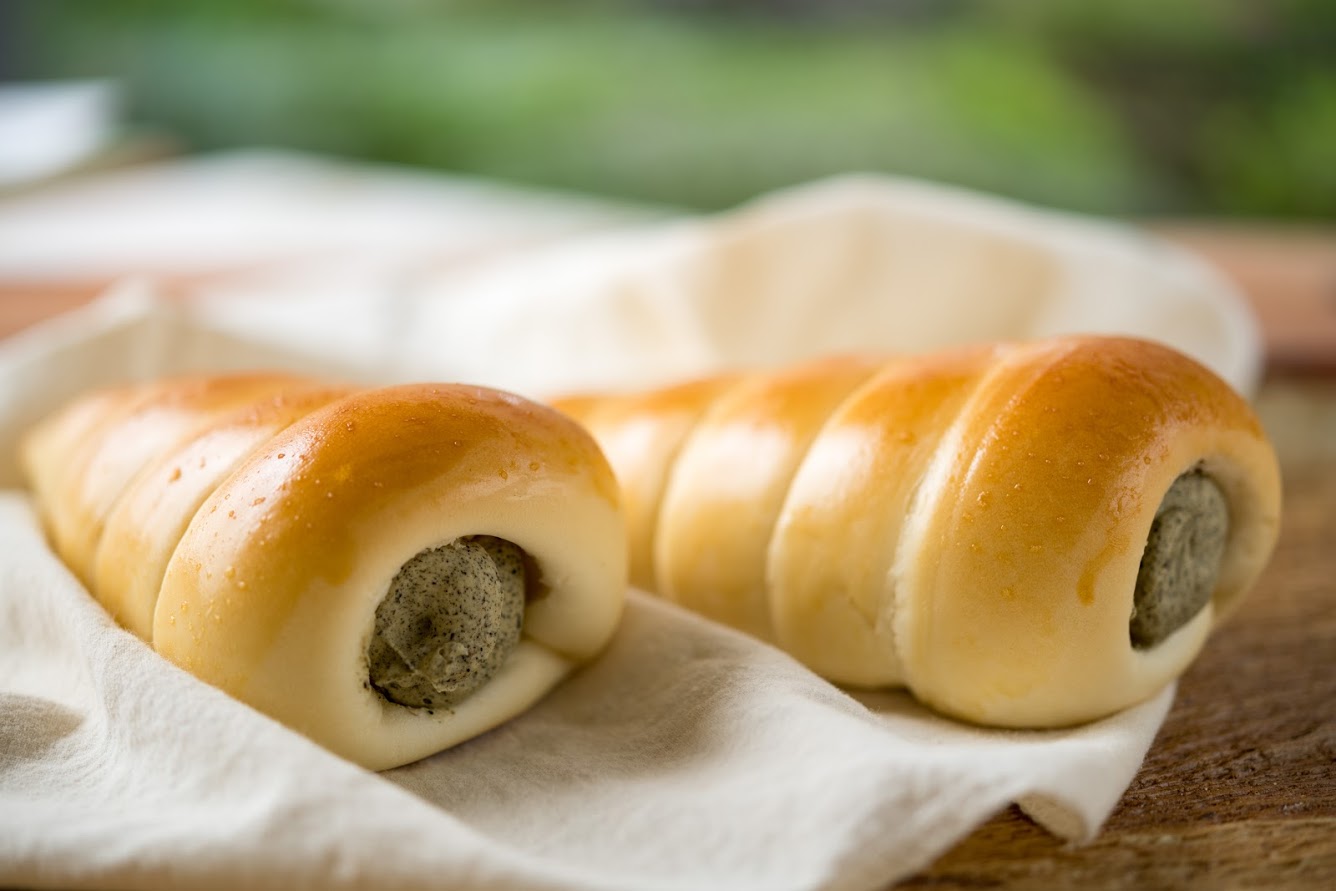 運用木柵的韻紅紅茶做的海螺麵包，是「阿段烘焙」結合在地物產的最佳代表。