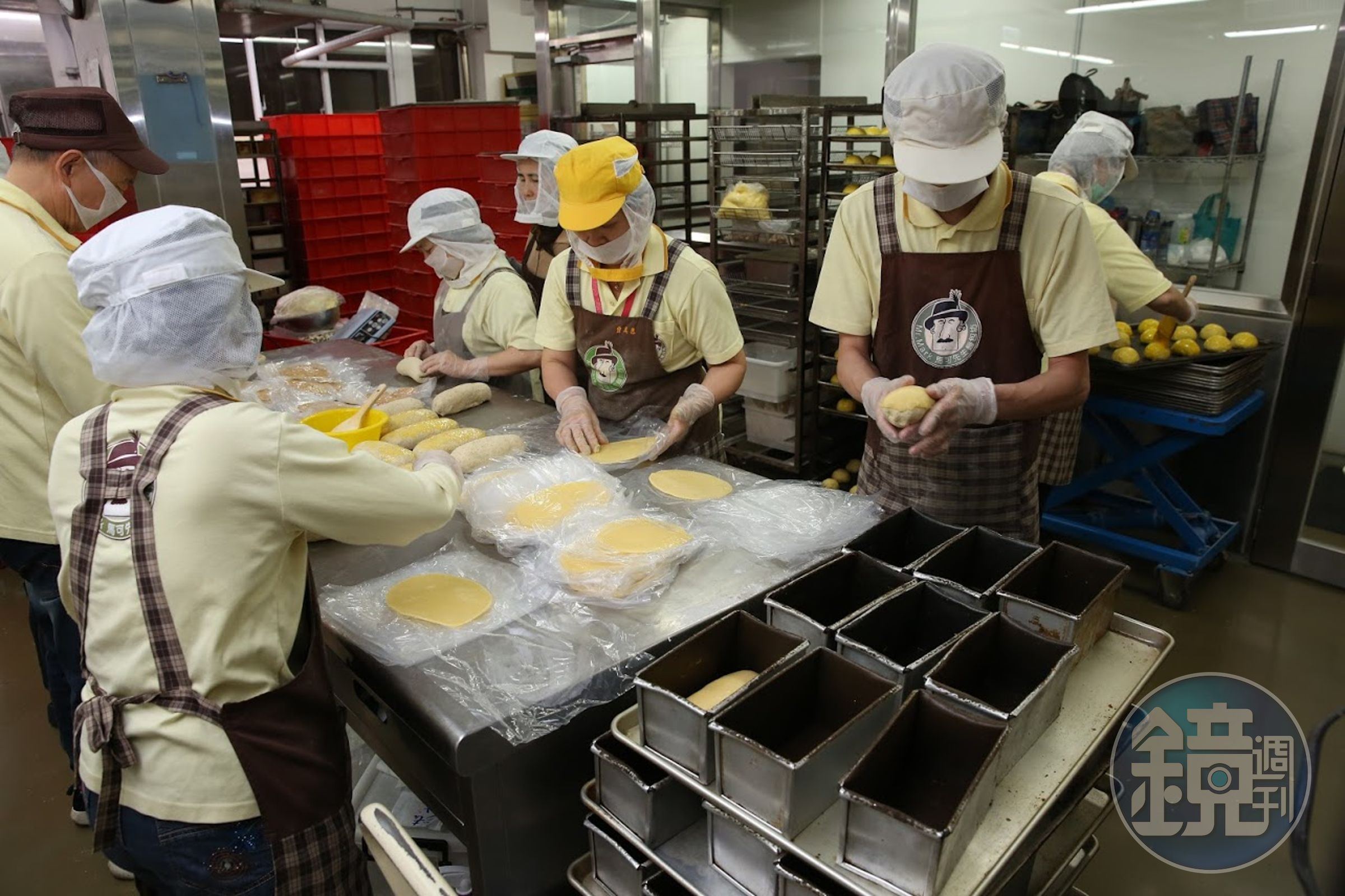 馬可先生中央工廠聘用不少二度就業媽媽，幫助她們重返職場。