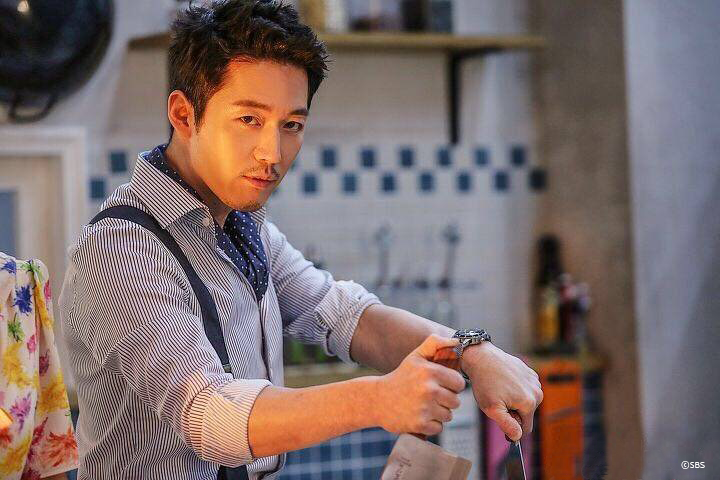 張赫睽違4年，再次接演浪漫愛情喜劇題材電視劇《油膩的愛情》。（KKTV提供）