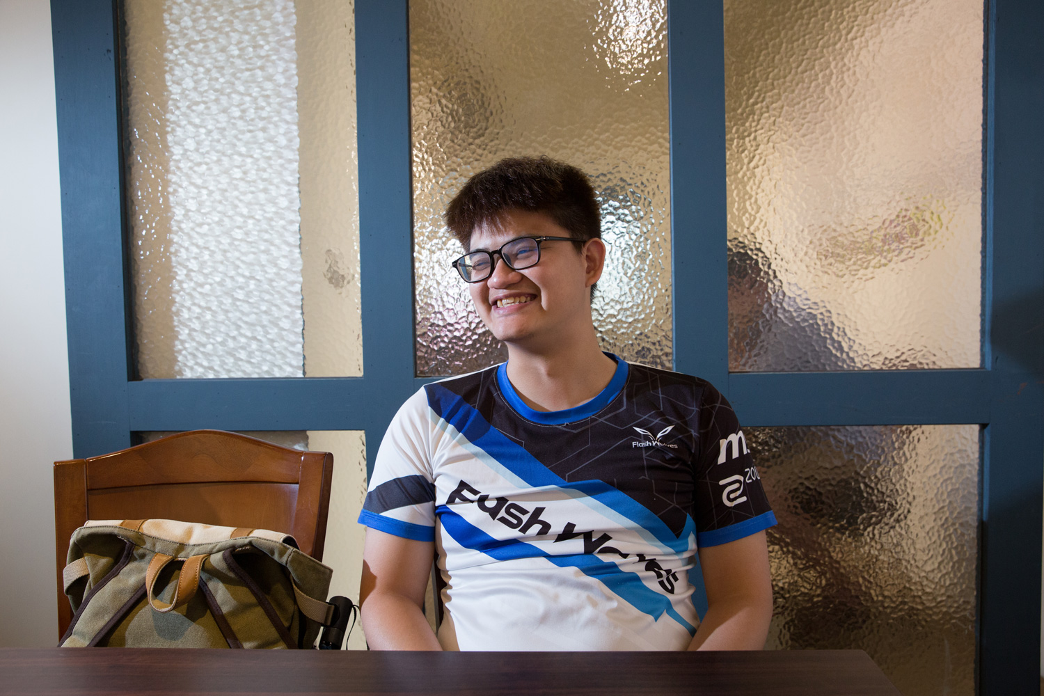 Tom愛唱歌是出了名的，也進錄音室替《爐石》錄製過主題曲；但如果要跟偶像合唱，壓力還是很大！