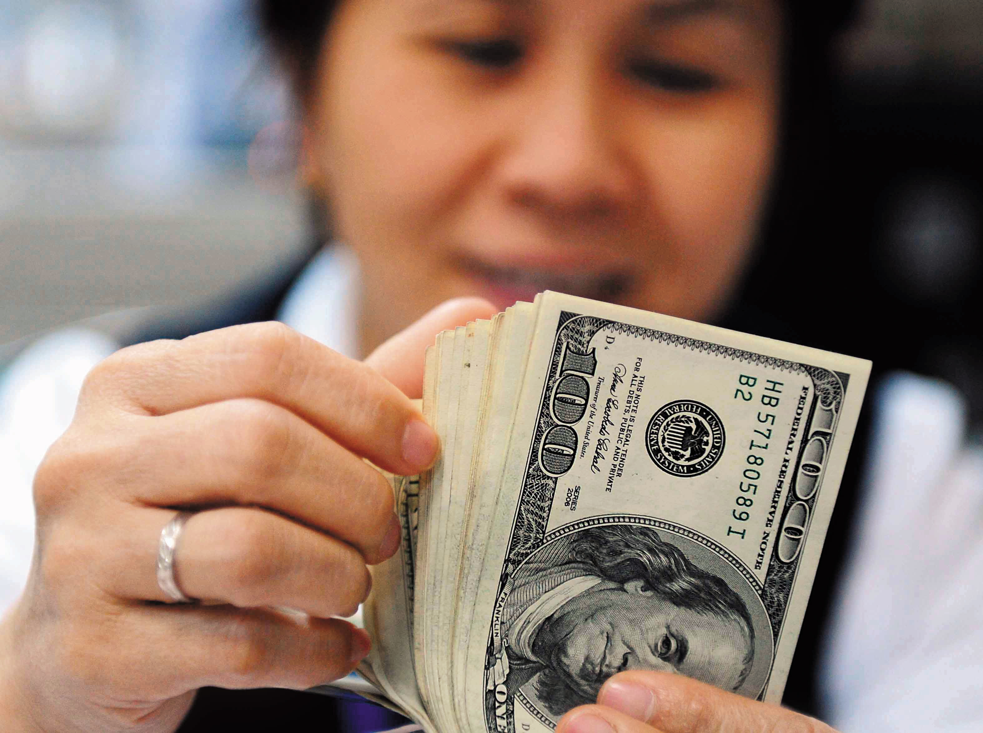 美國經濟好，美元走強是趨勢，台股在外資撤離下，表現恐怕不會太好。（東方IC）