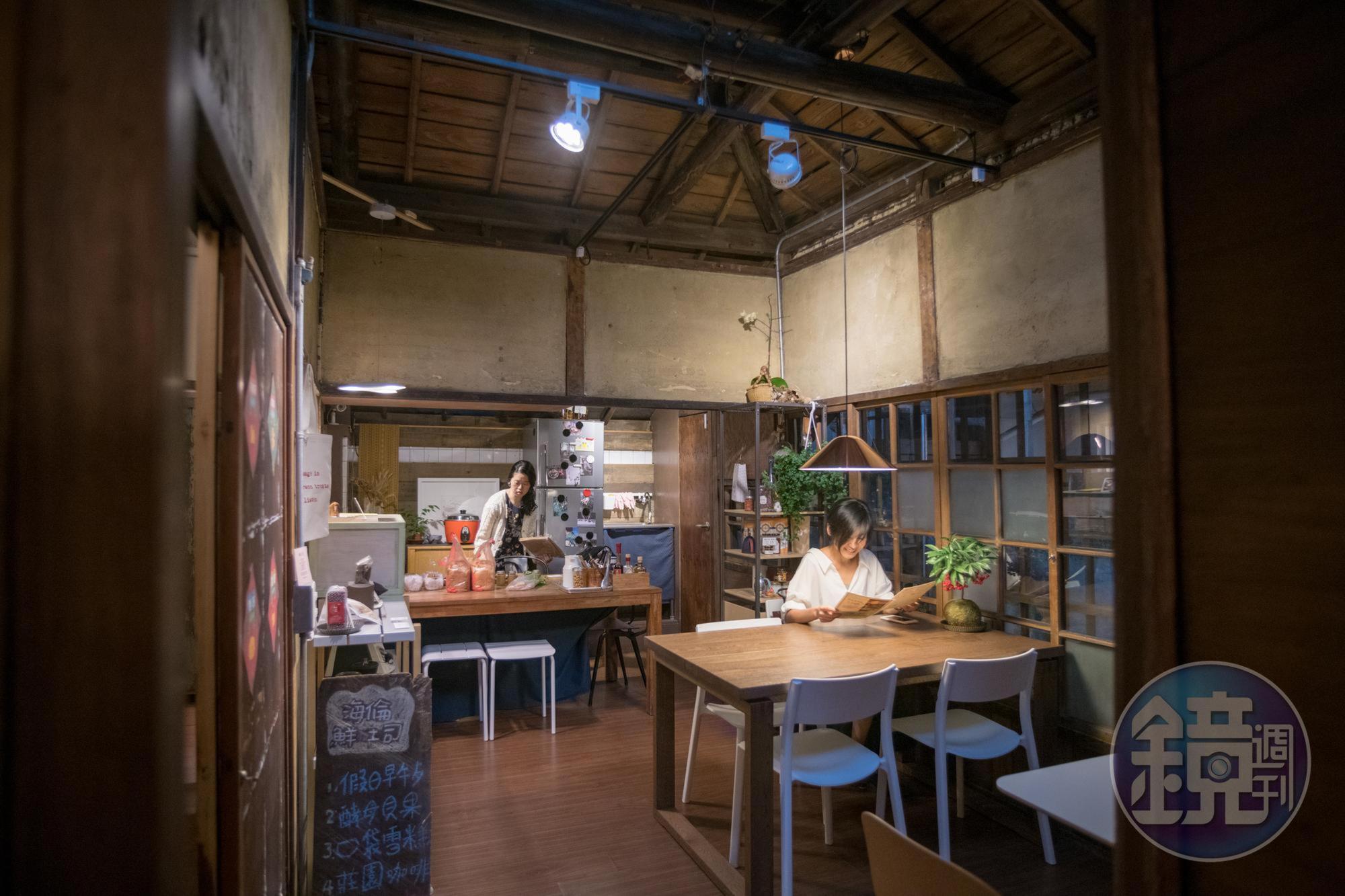 「海倫鮮土司」位於由銀行宿舍改建的百年老建築「中山18」中。