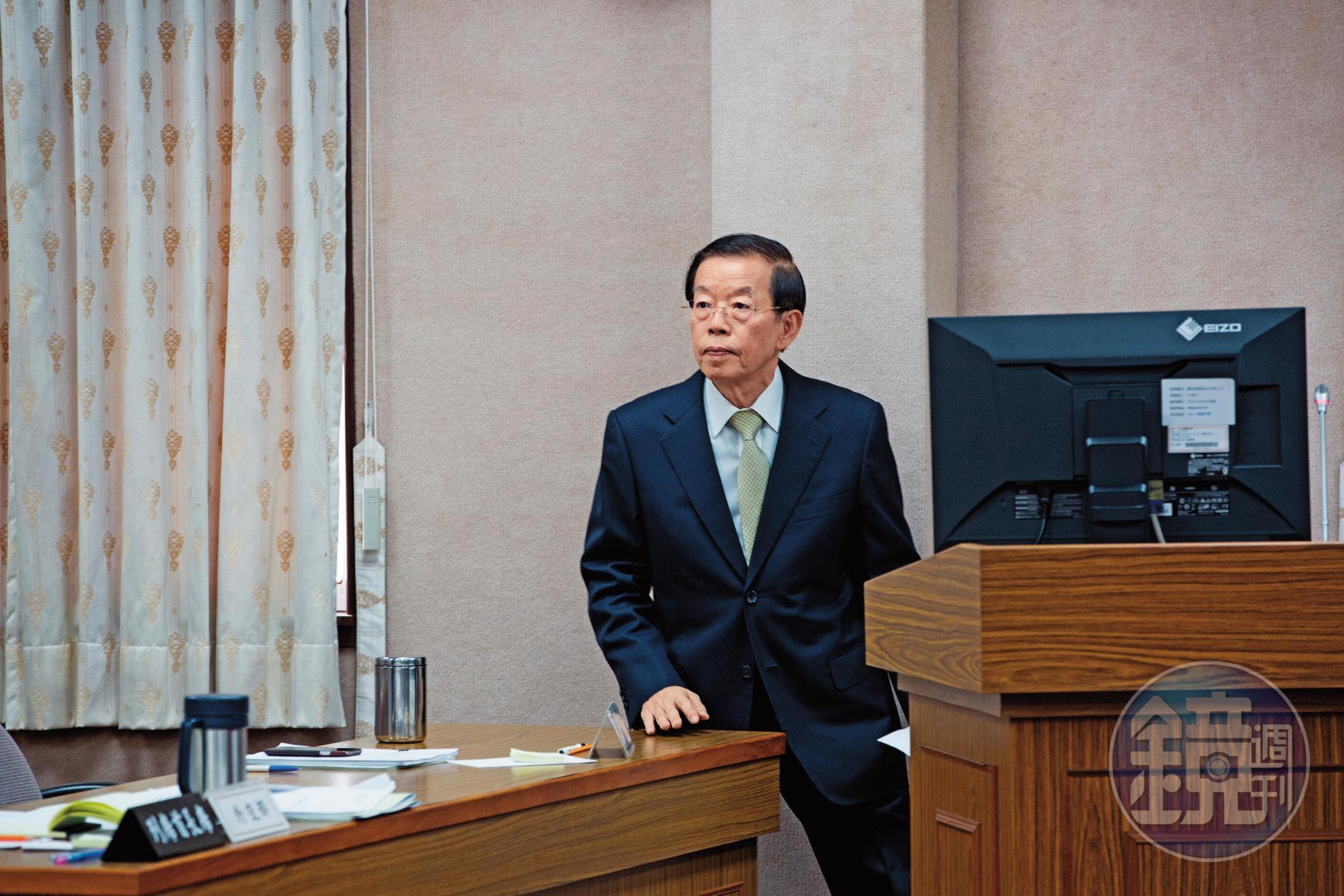 前高雄市長謝長廷(圖)利用文化翻轉高雄工業城的形象,被陳學聖大力讚揚及效法。