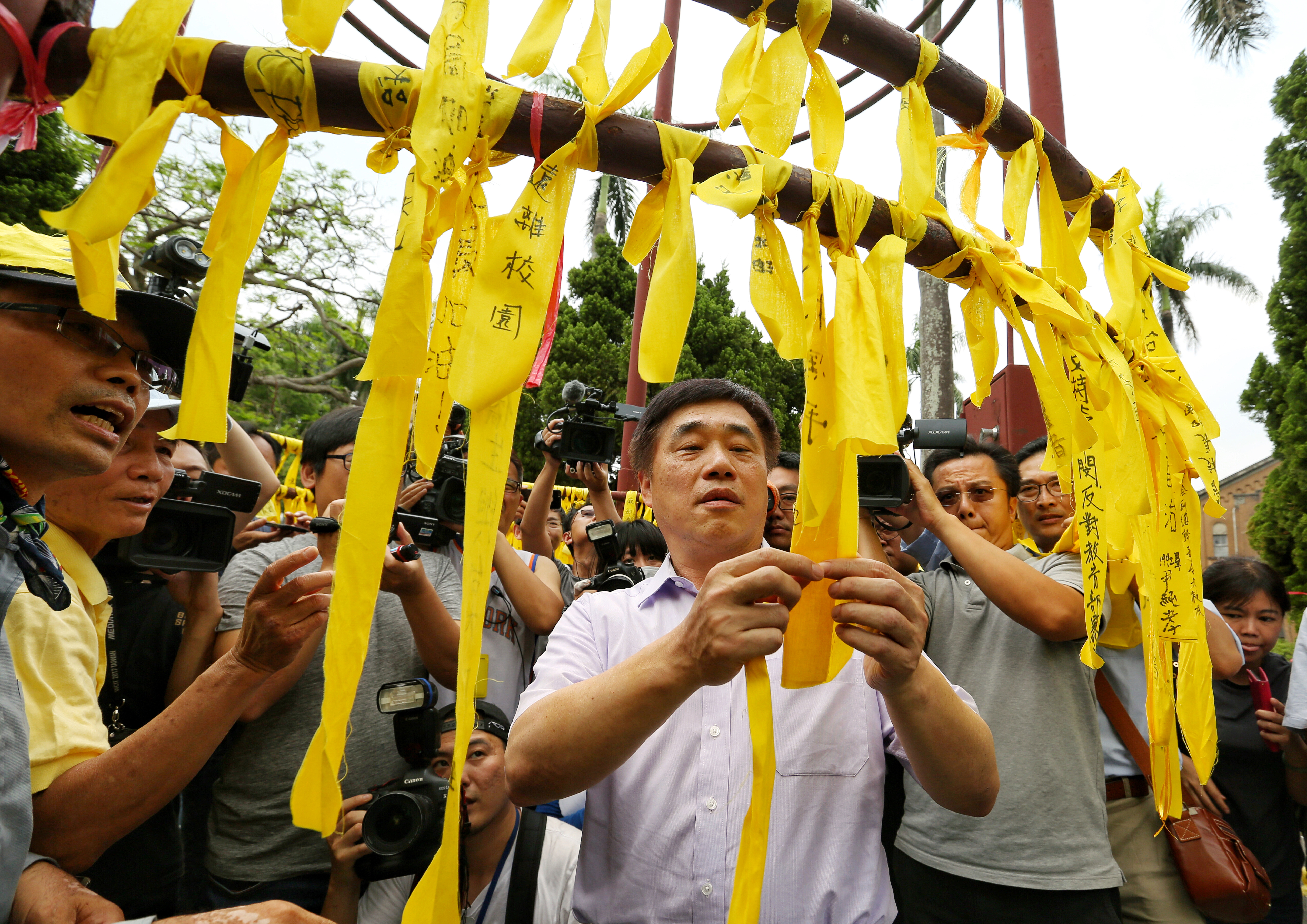 郝龍斌近日積極參與各項活動，外傳他有意在後吳敦義時代出馬參選國民黨主席。