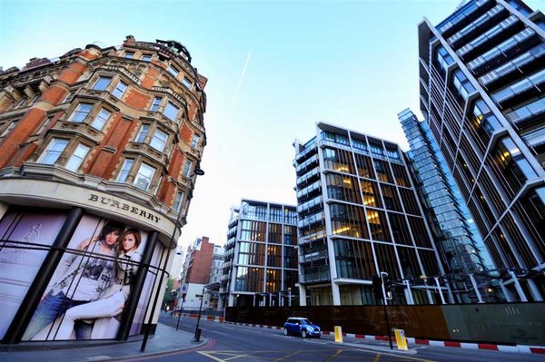 王文洋在英國買下「海德公園一號」豪華公寓，約花費新台幣13億元。（翻攝自網路）