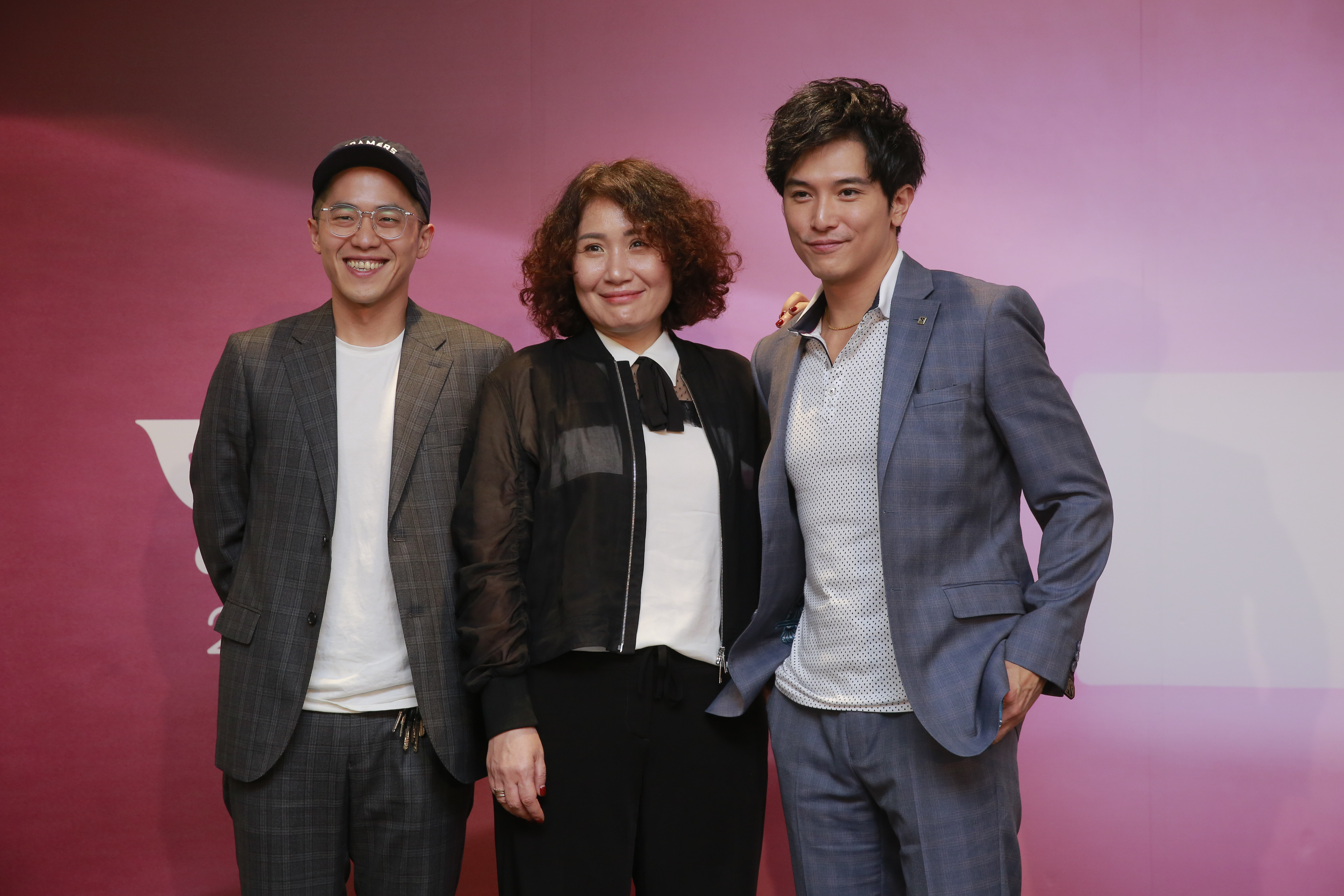 導演許智彥（左起）、徐譽庭、邱澤以《誰先愛上他的》入圍台北電影節國際新導演競賽。 