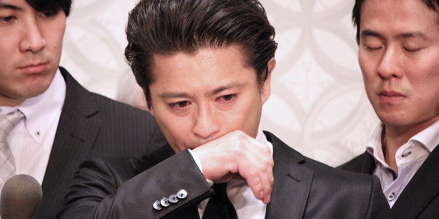 爆出淫行事件後，山口達也從留團察看到迅速慘遭解約，後續又遭日本八卦週刊掌握更多不堪猛料。（翻攝HUFFPOST網站）