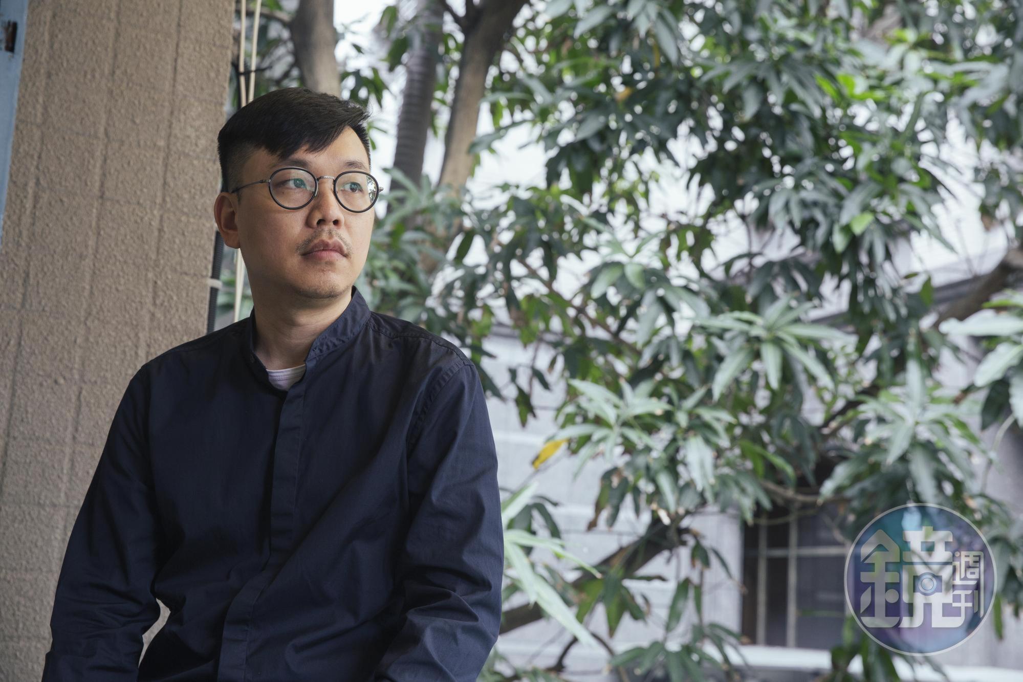 導演侯季然在紀錄片《台灣黑電影》《四十年》等使用許多資料影像，對舊影像的保存感慨良深。