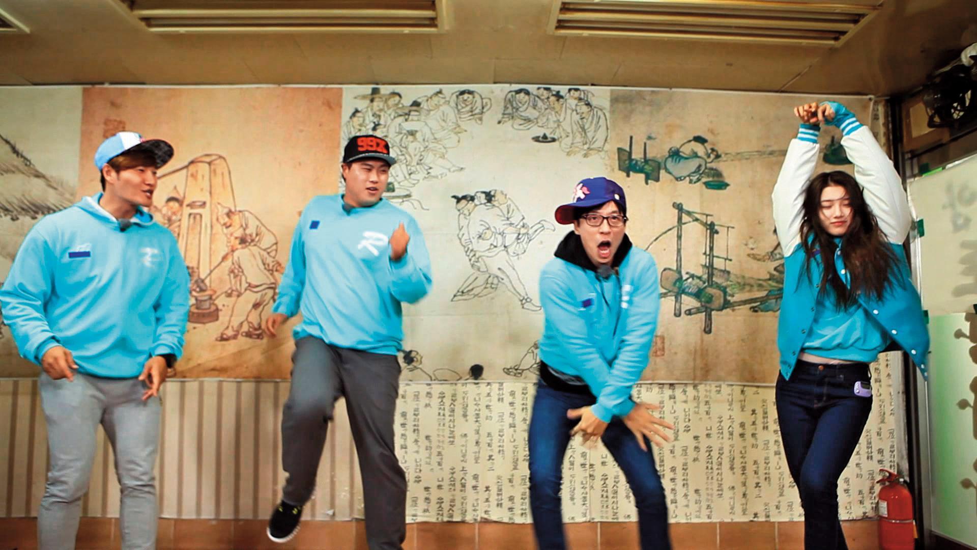 劉在錫(右二)主持《Running Man》8年,首次主持網路串流平台節目。(翻攝自SBS官網)