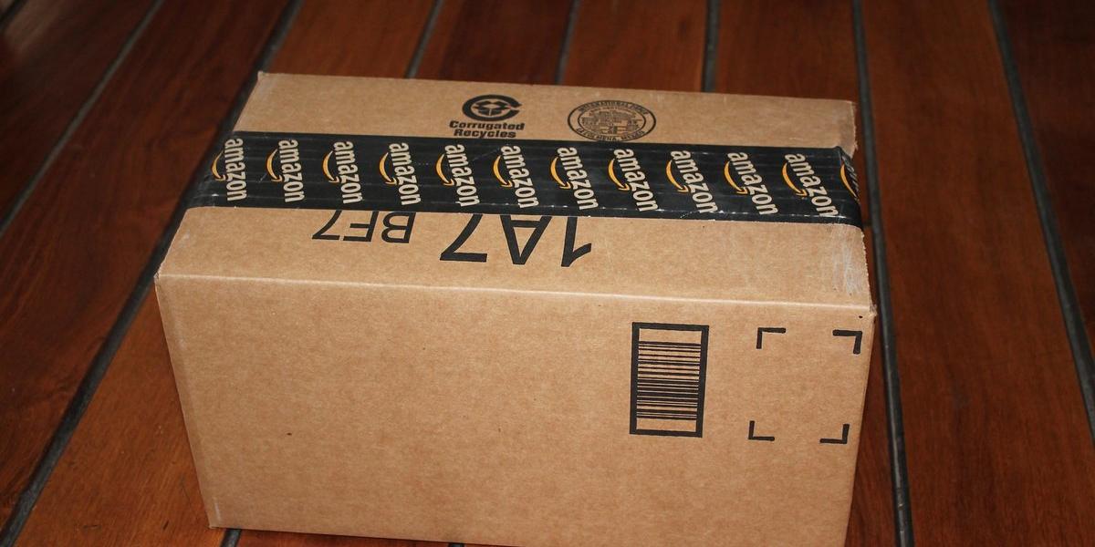 在太平洋另一端的美國，遞送機器人更是已經進入了快速發展的時點，專業遞送機器人的舊金山初創公司剛剛完成了A輪1000萬美元的融資，投資方包括了騰訊。