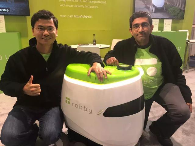 Robby聯合創始人李瑞(左)及Dheera Venkatraman(右)(圖片來源:DT君)