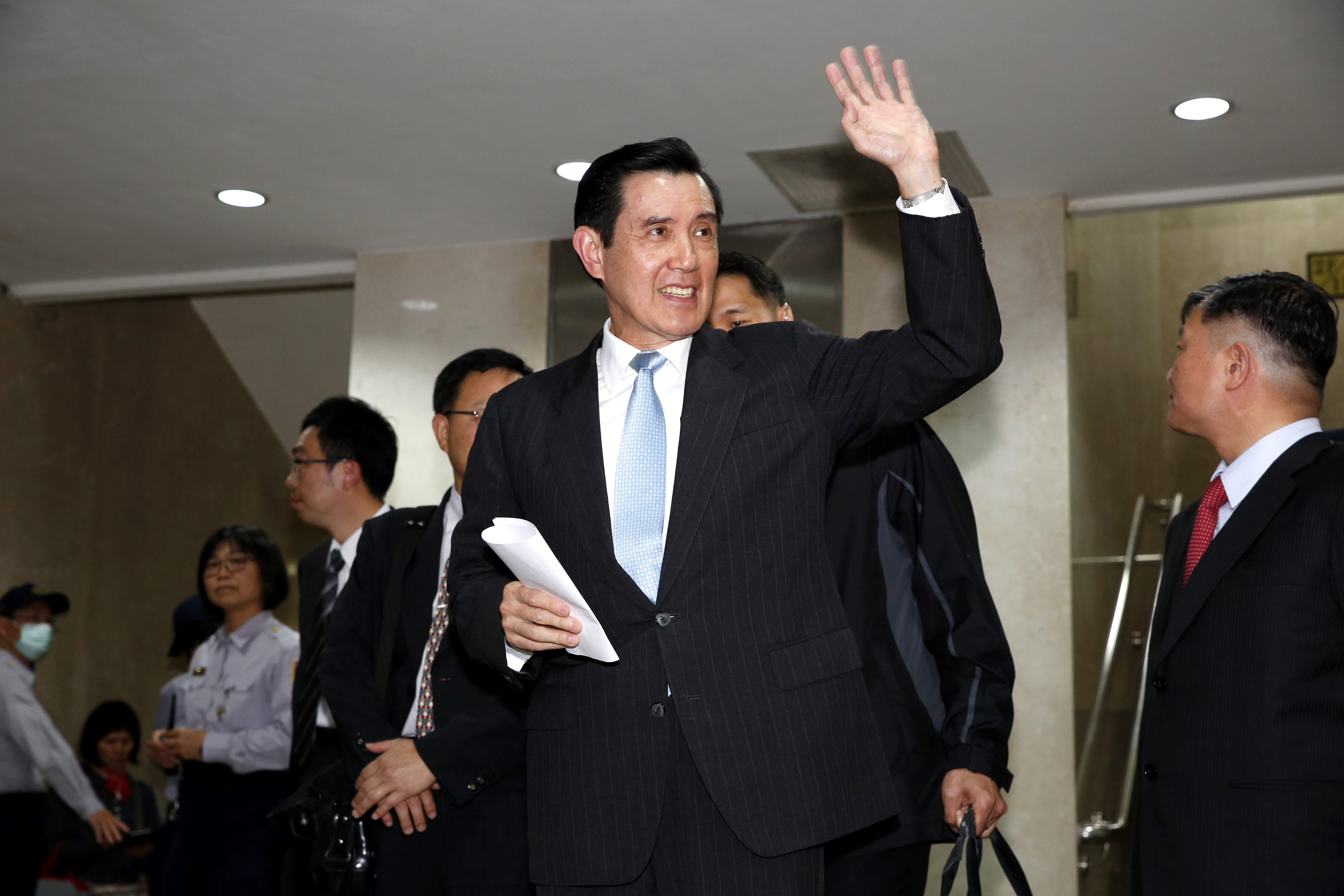 前總統馬英九出席前國安會祕書長胡為真新書發表會，笑談當年「同志外交」。