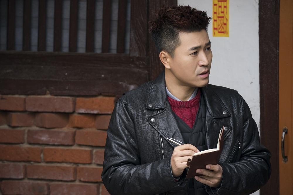 金鍾旼在節目中傻氣認真，但卻不斷被眾人吐槽。（Netflix提供）