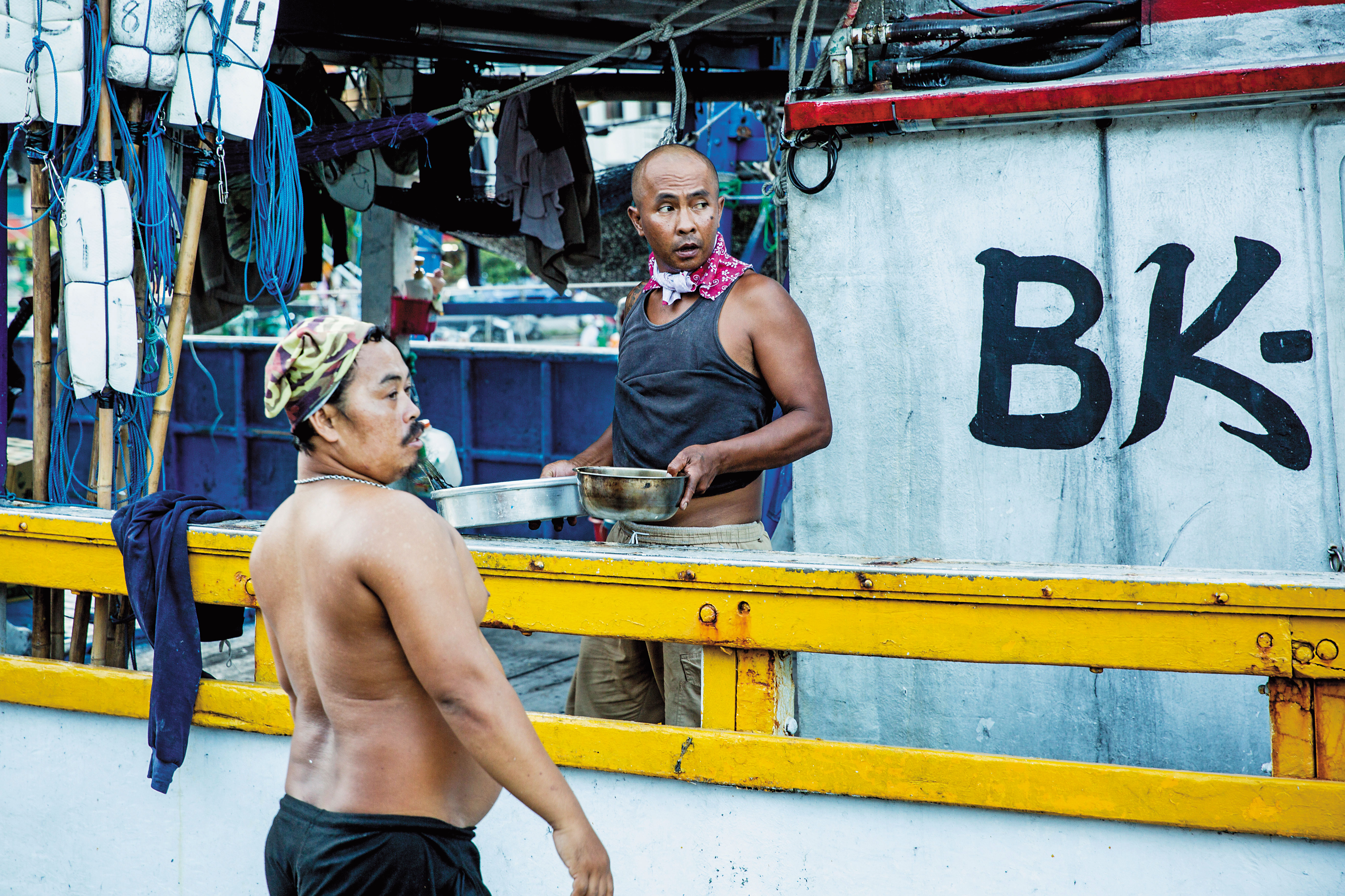 農委會規劃讓外籍漁工在休漁期間可以上岸助農，填補農業季節性缺工。
